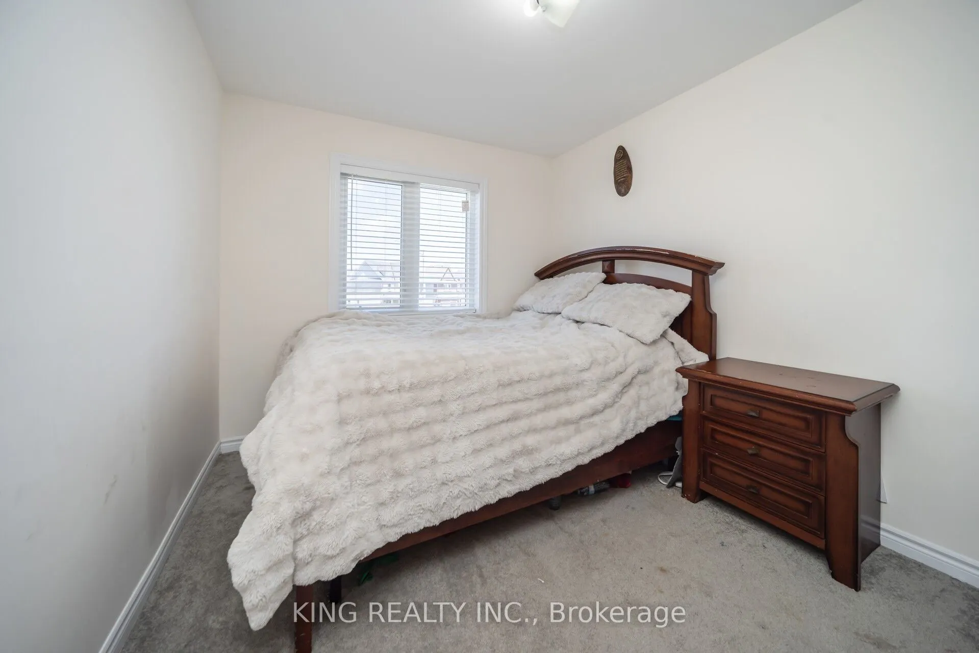 7 Todd Crescent