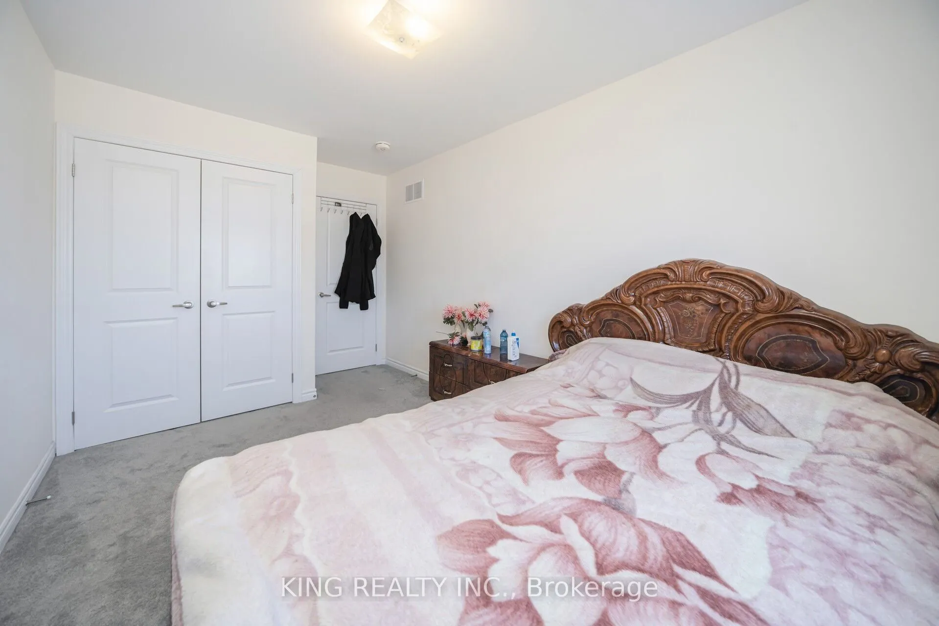 7 Todd Crescent