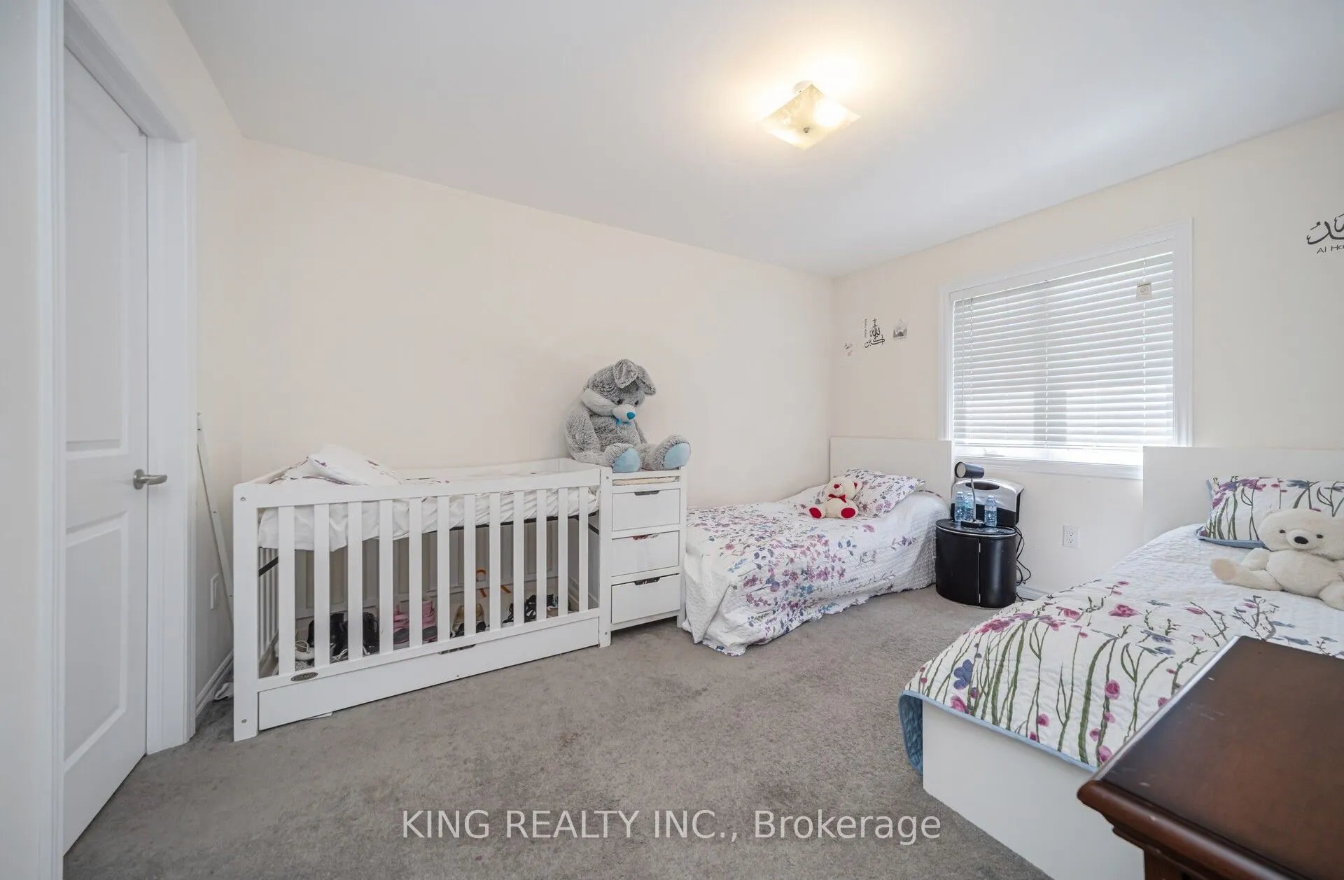 7 Todd Crescent
