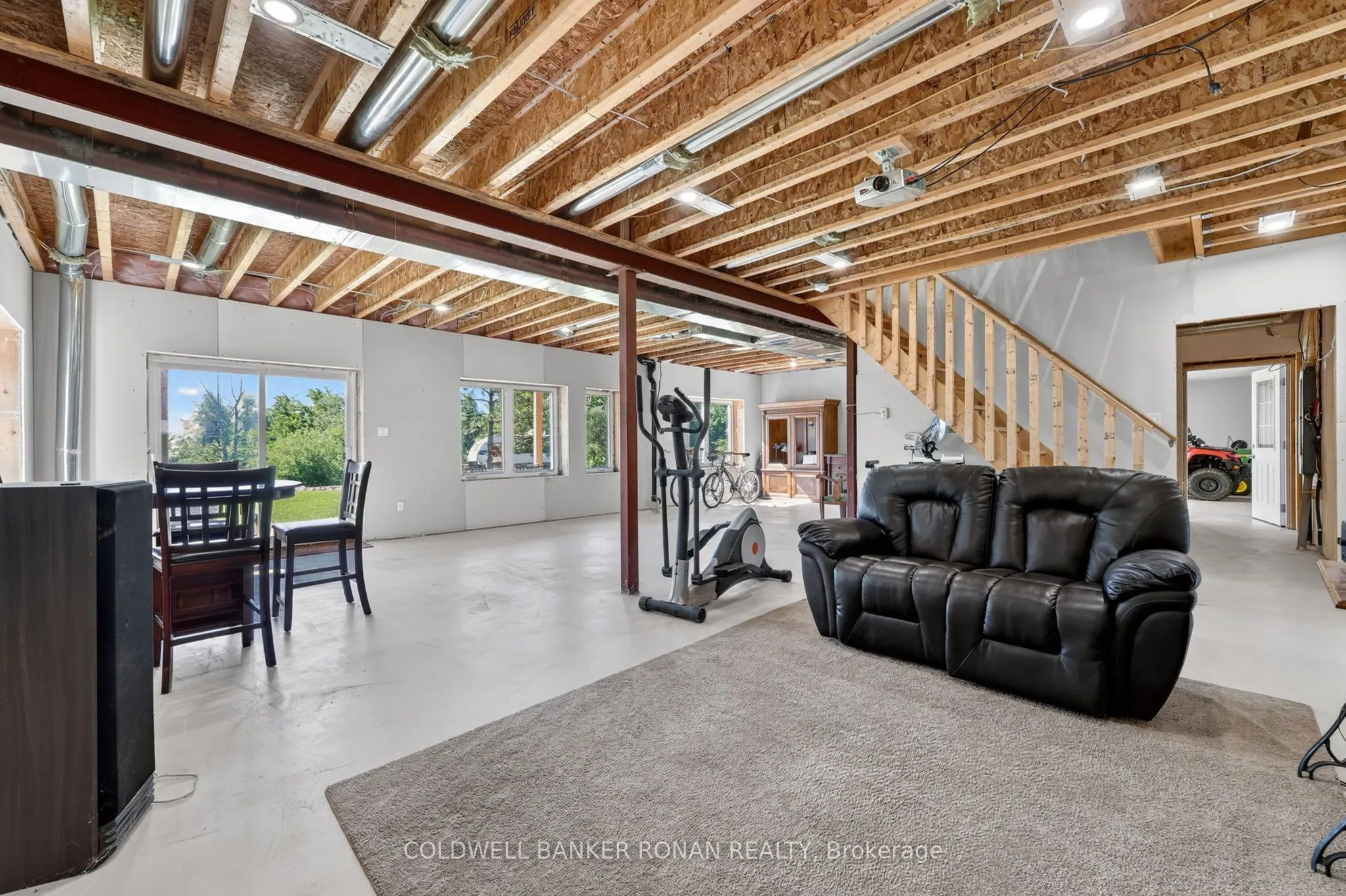 3 Laela Crescent