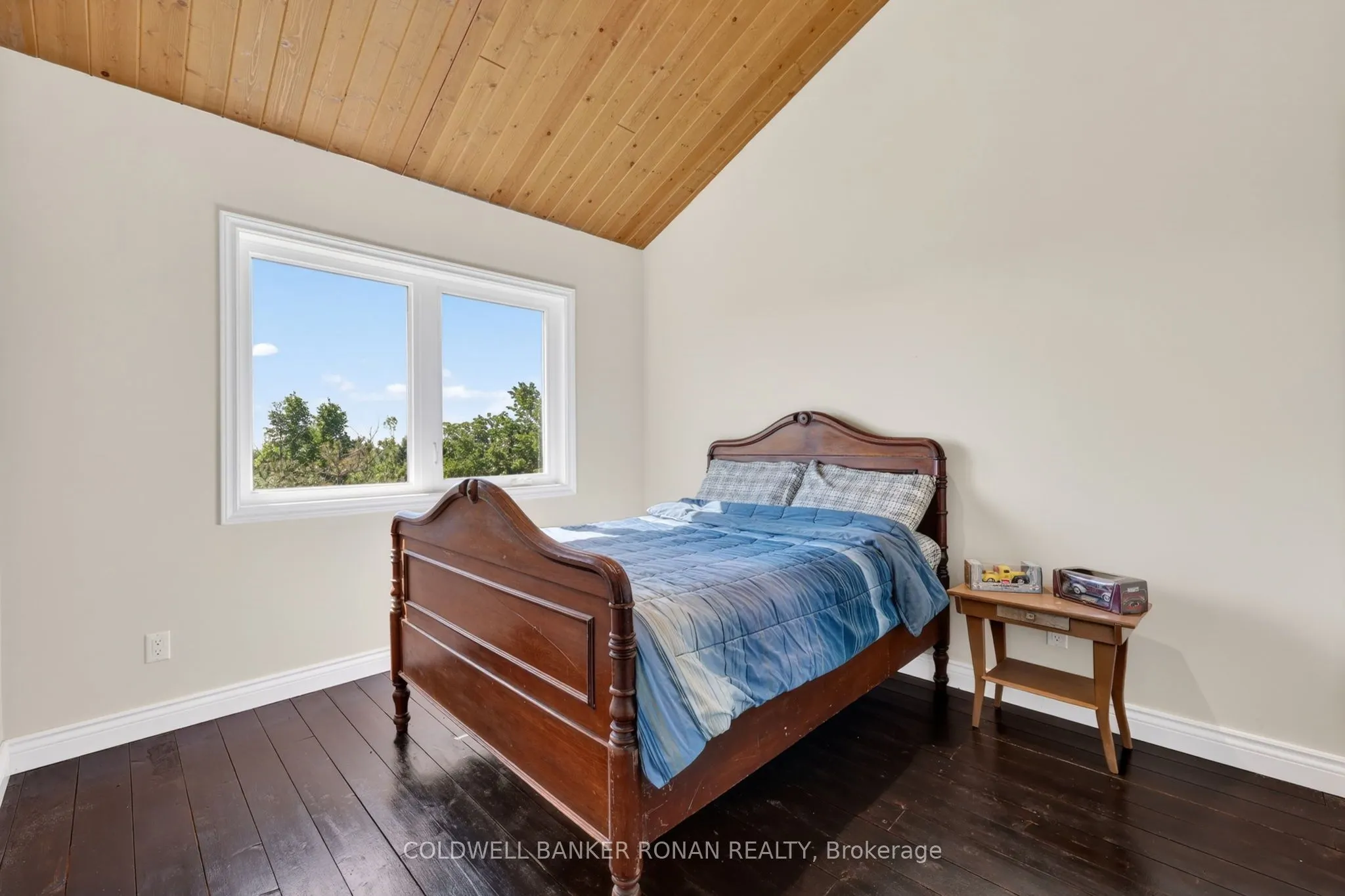 3 Laela Crescent