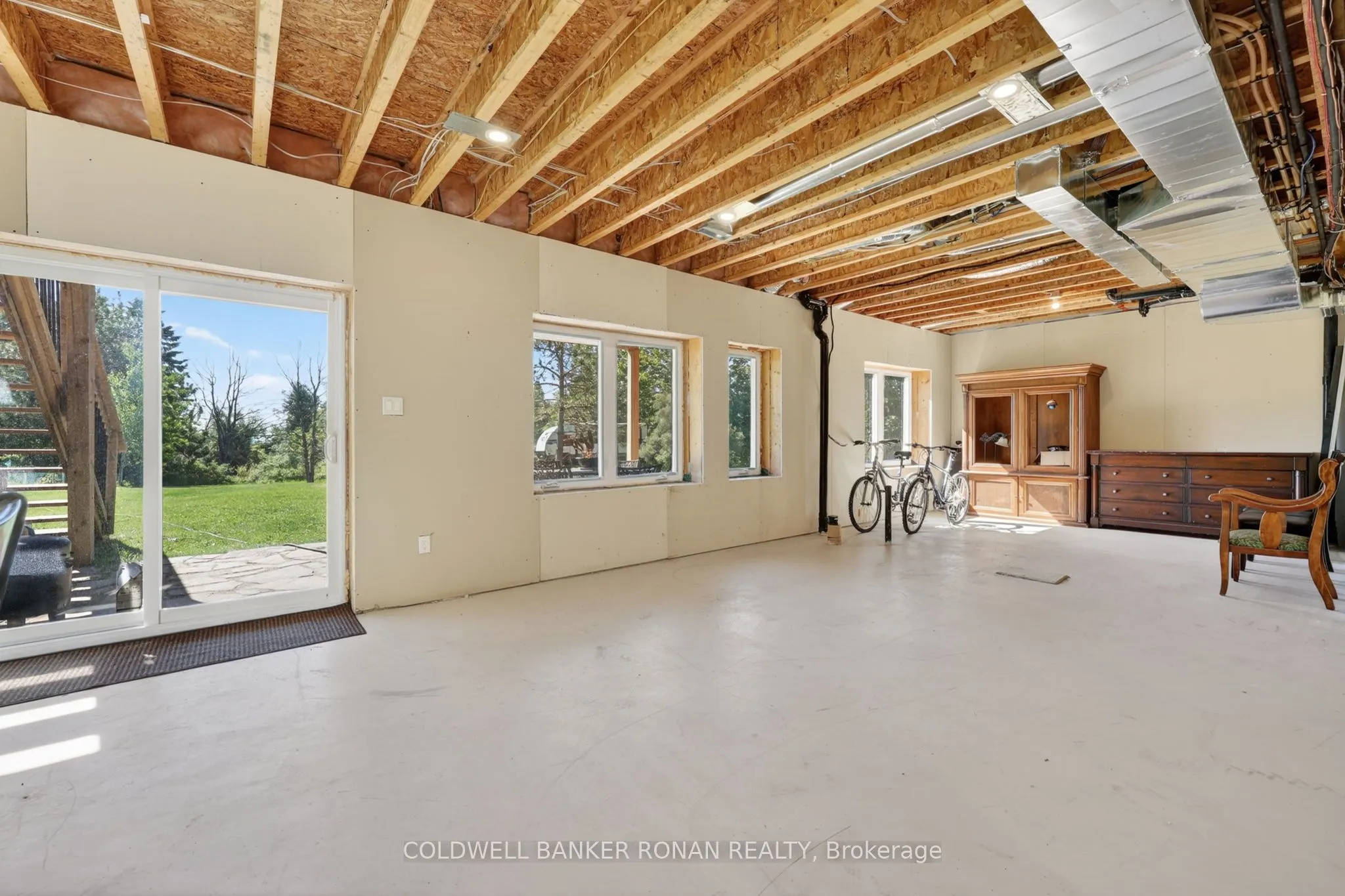 3 Laela Crescent
