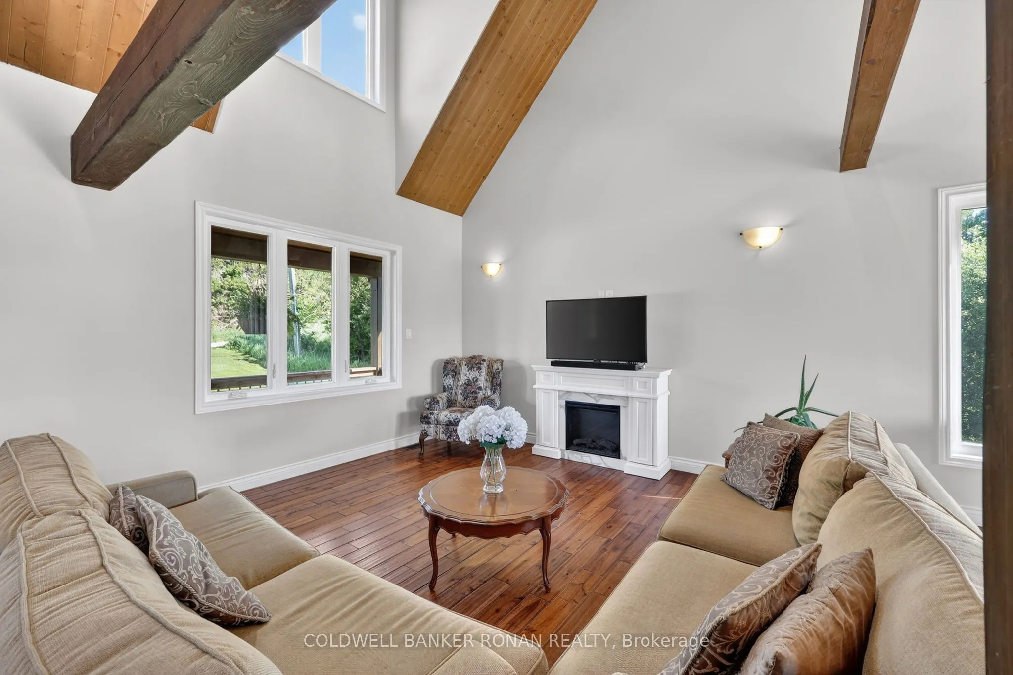 3 Laela Crescent