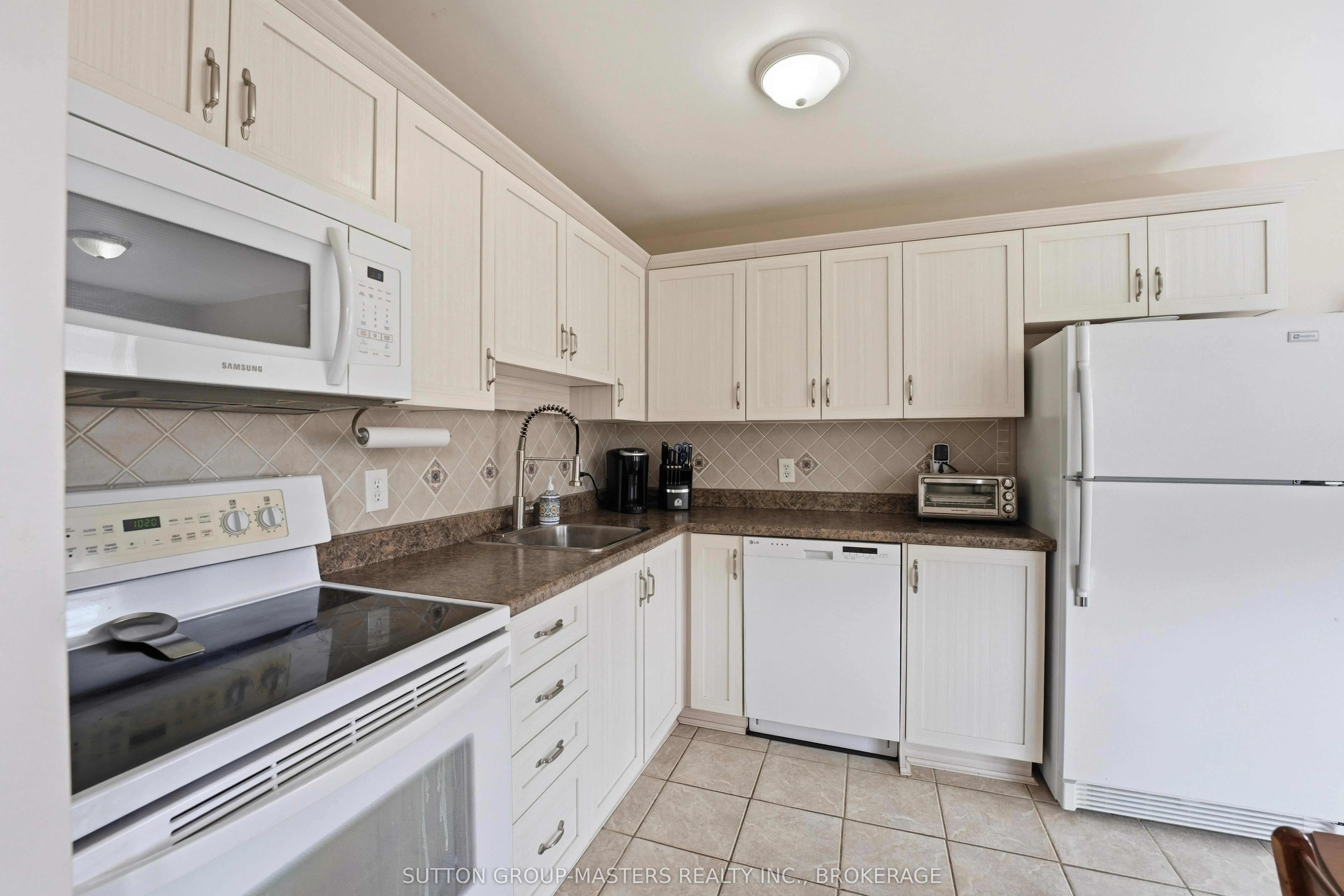 130 Wright Crescent #204