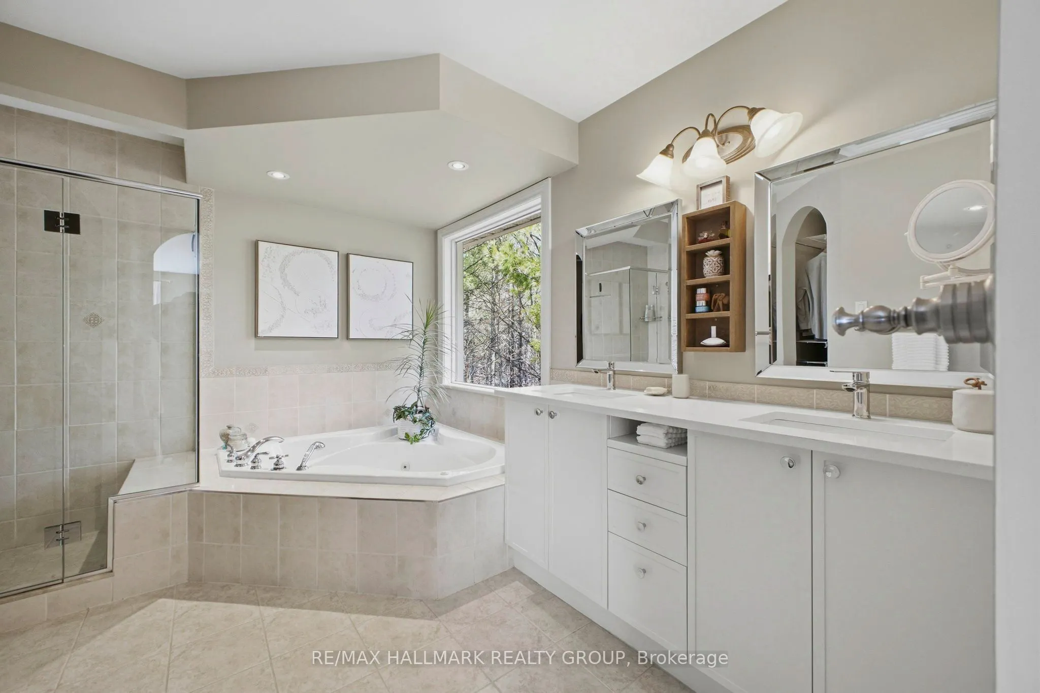 1518 Monaghan Lane