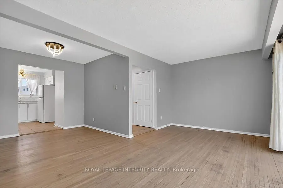 427 Moodie Drive #25