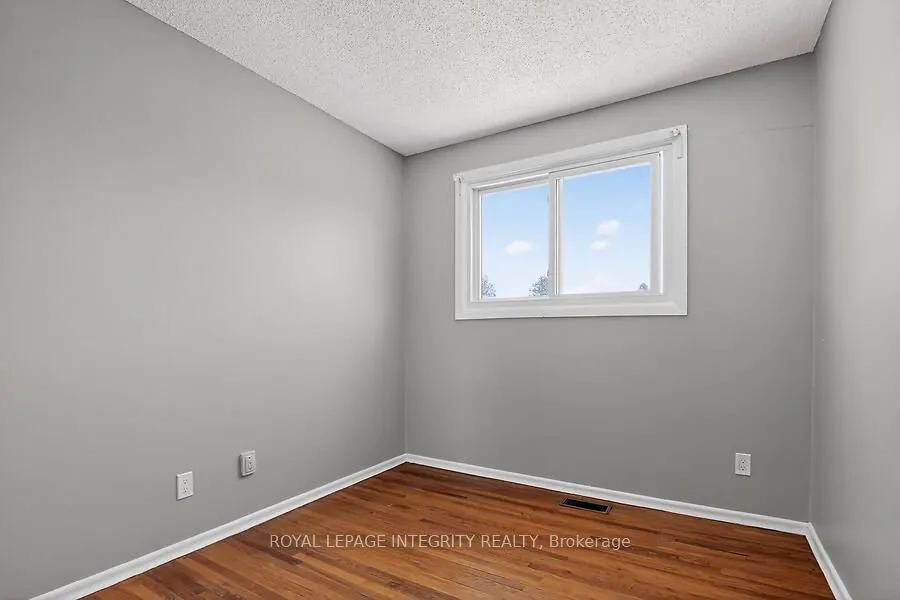 427 Moodie Drive #25