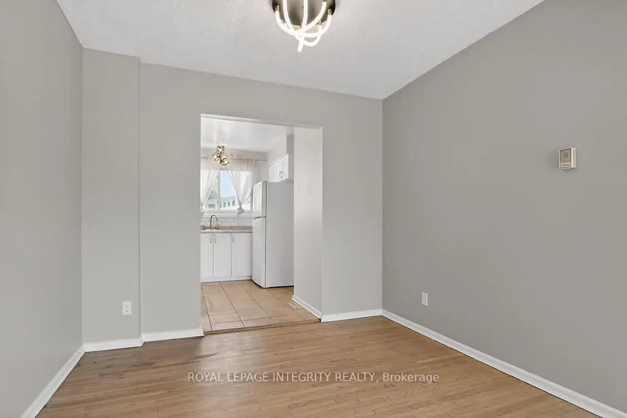 427 Moodie Drive #25