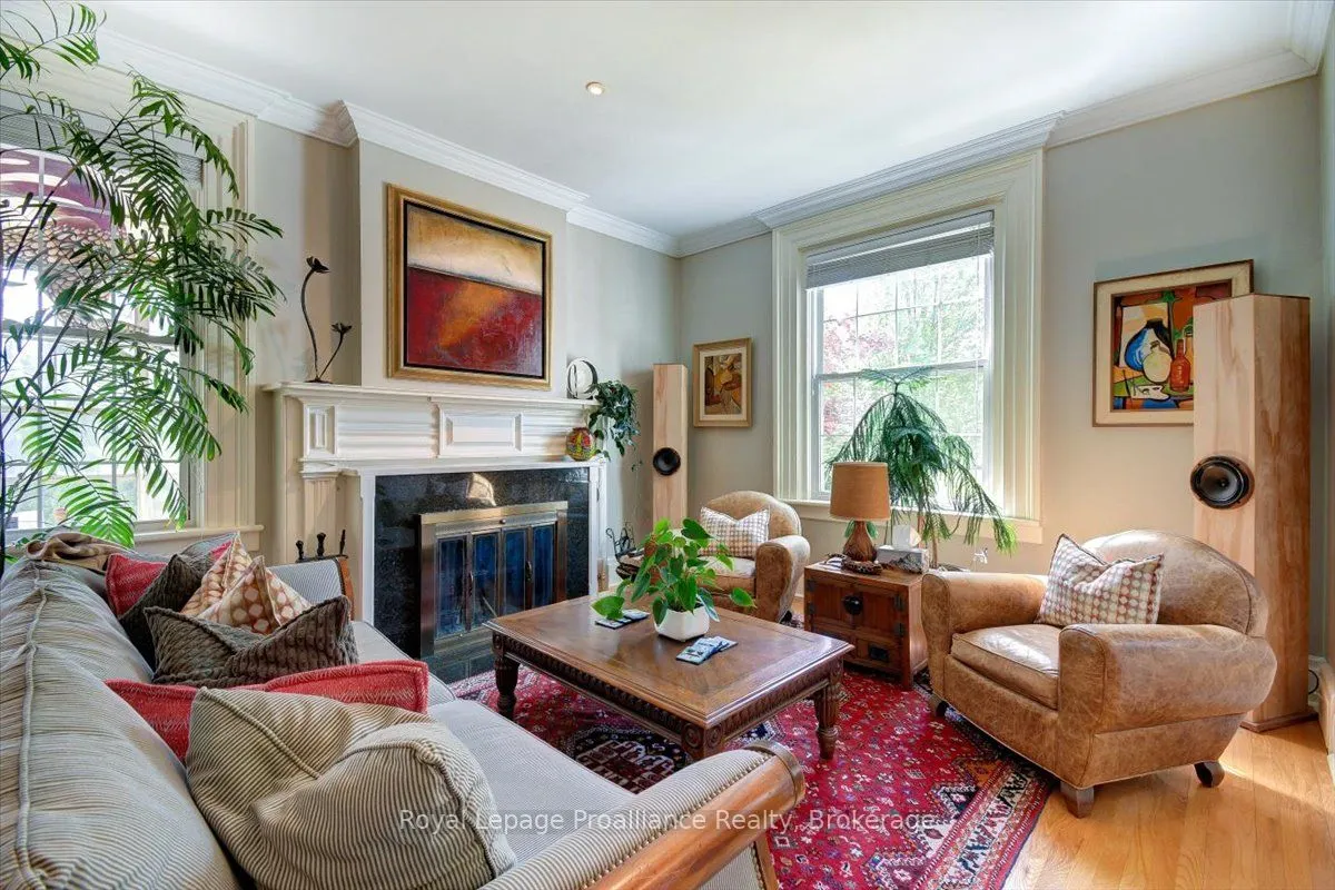 94 Dorset Street W