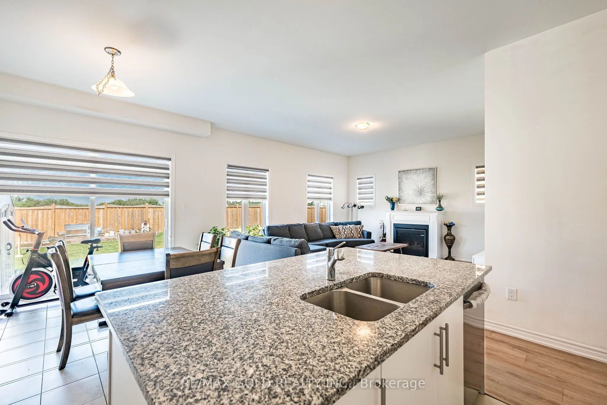 781 Gilmour Crescent