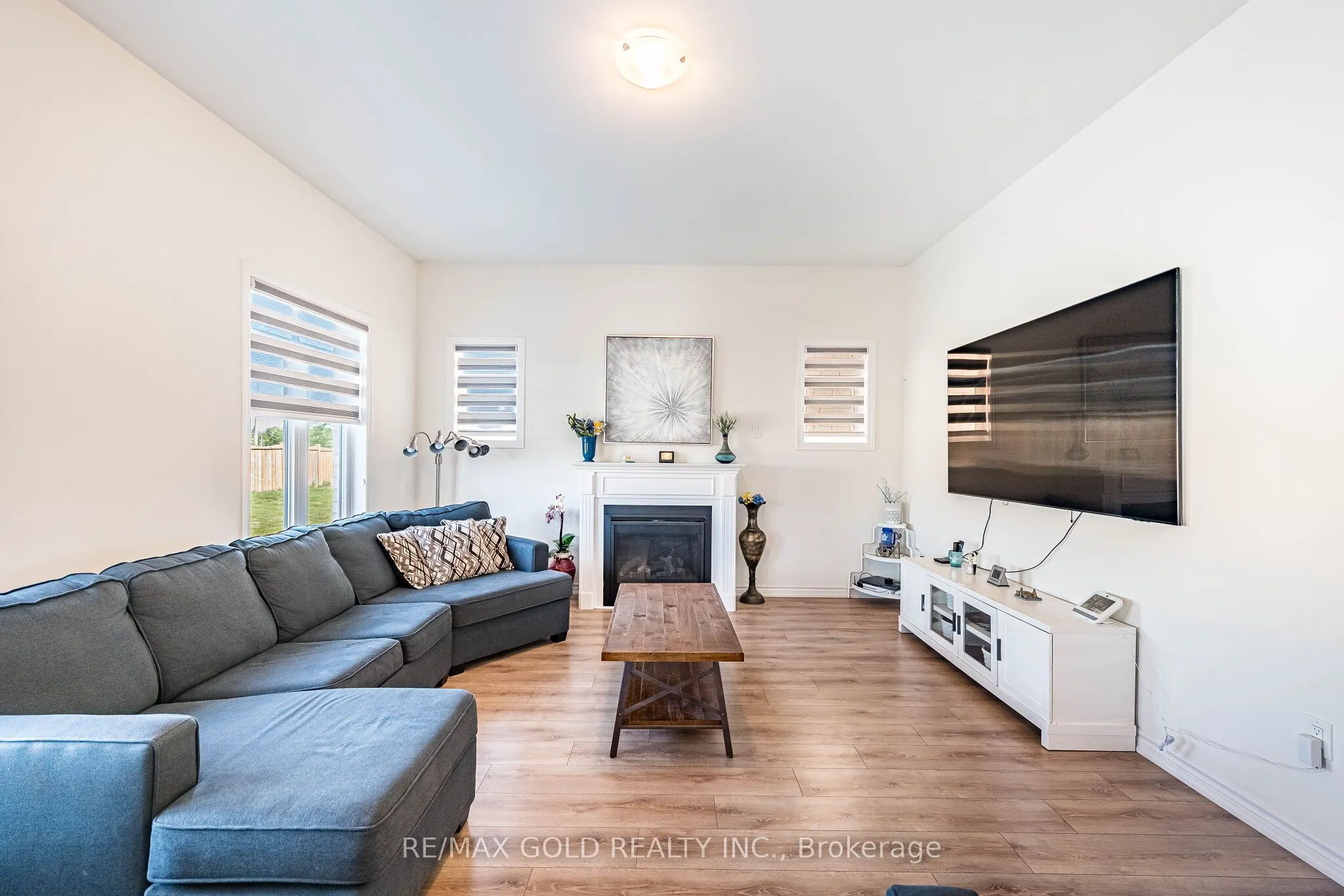 781 Gilmour Crescent
