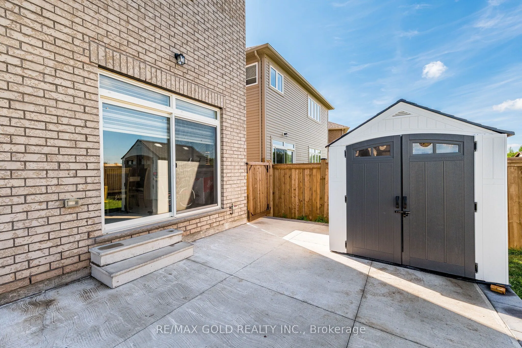 781 Gilmour Crescent