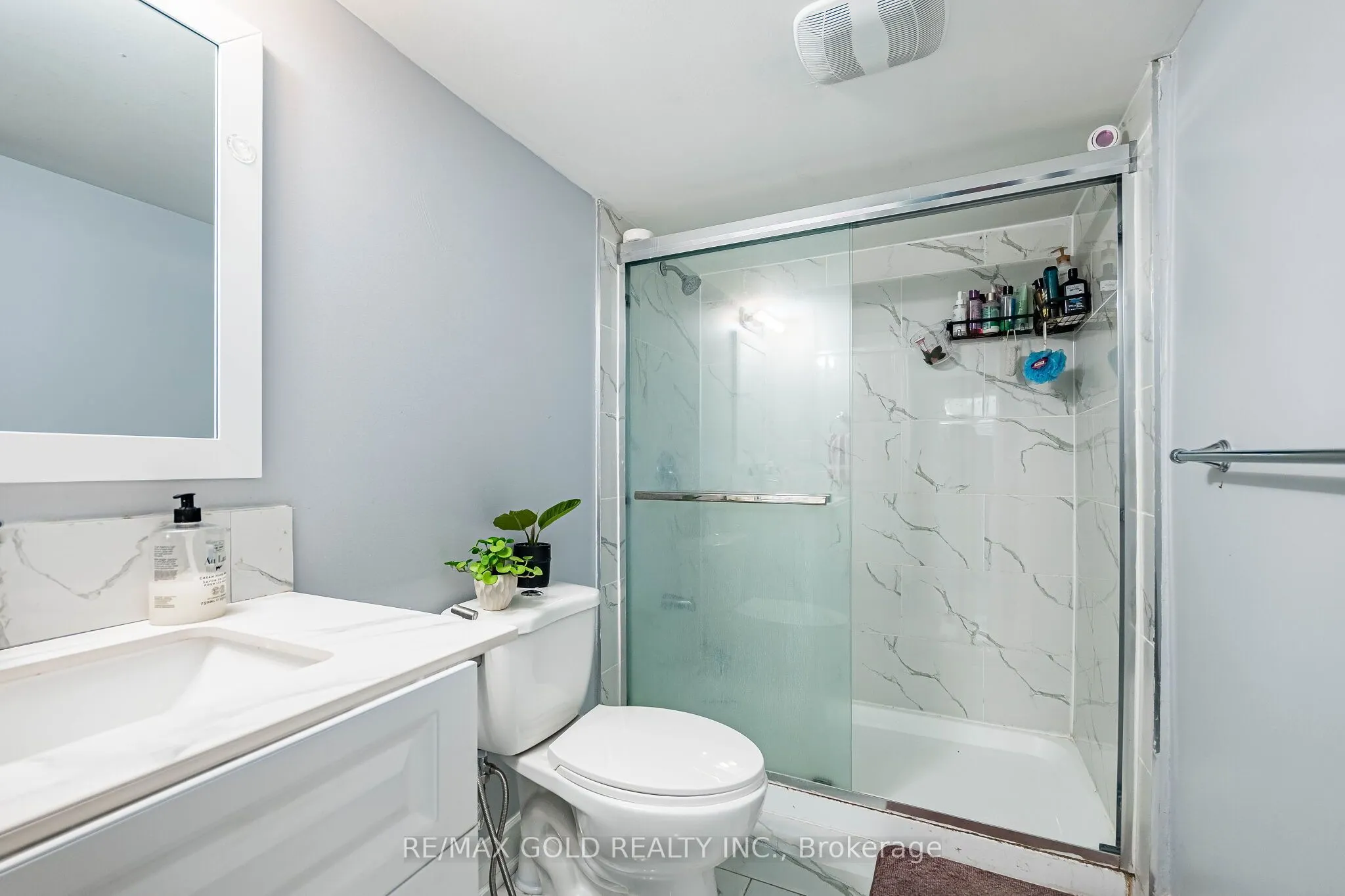 781 Gilmour Crescent