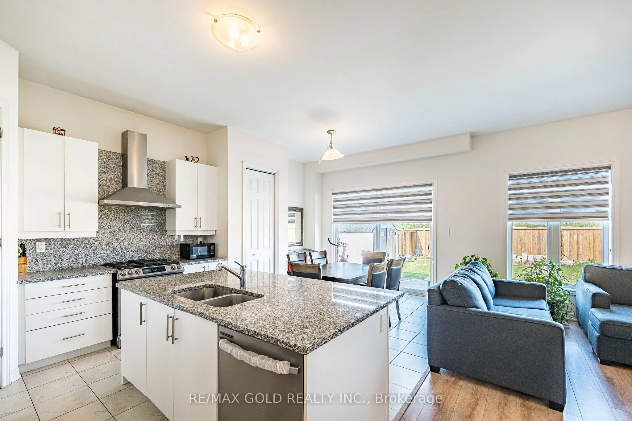 781 Gilmour Crescent