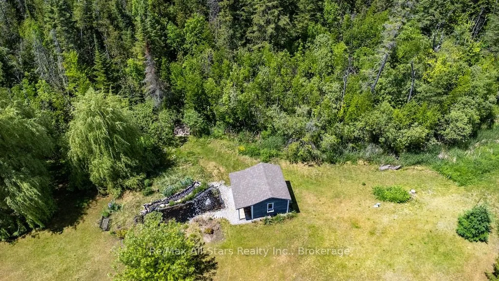 15 Rustlewood Avenue