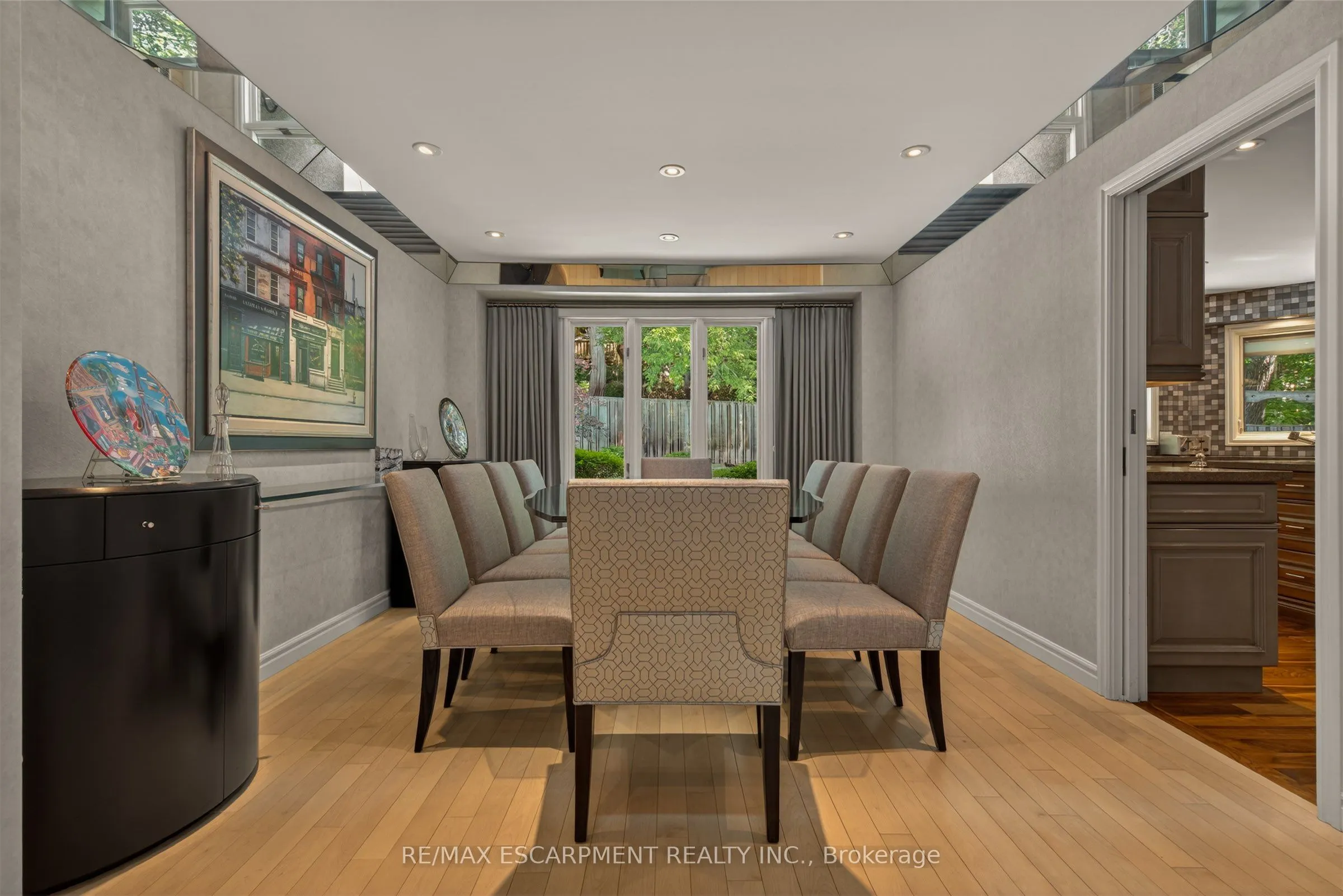 23 Lantern Lane