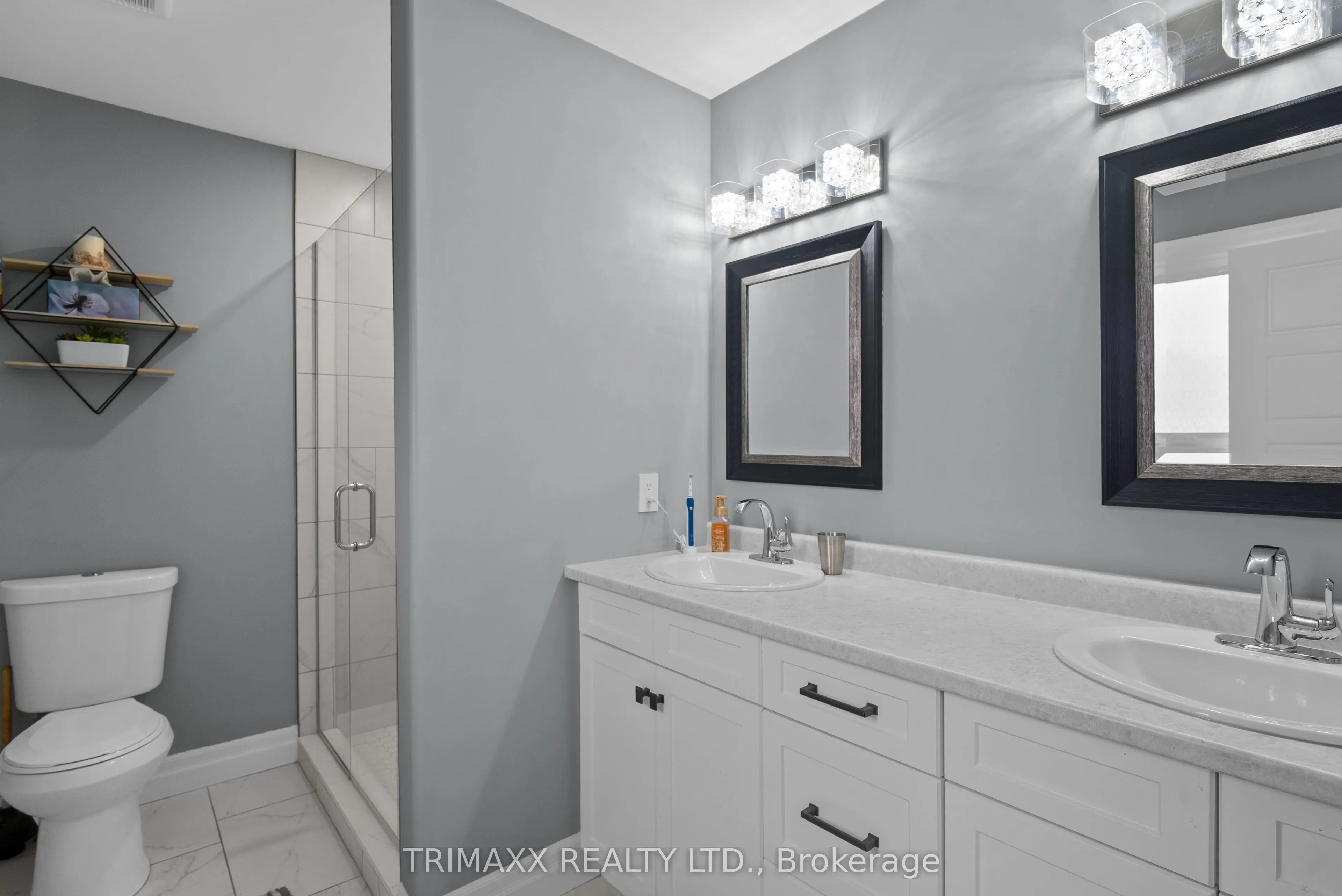 31 Thames Springs Crescent
