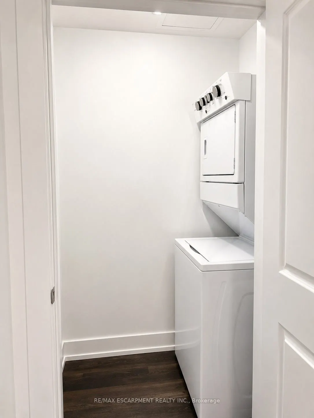 470 Dundas Street E #103
