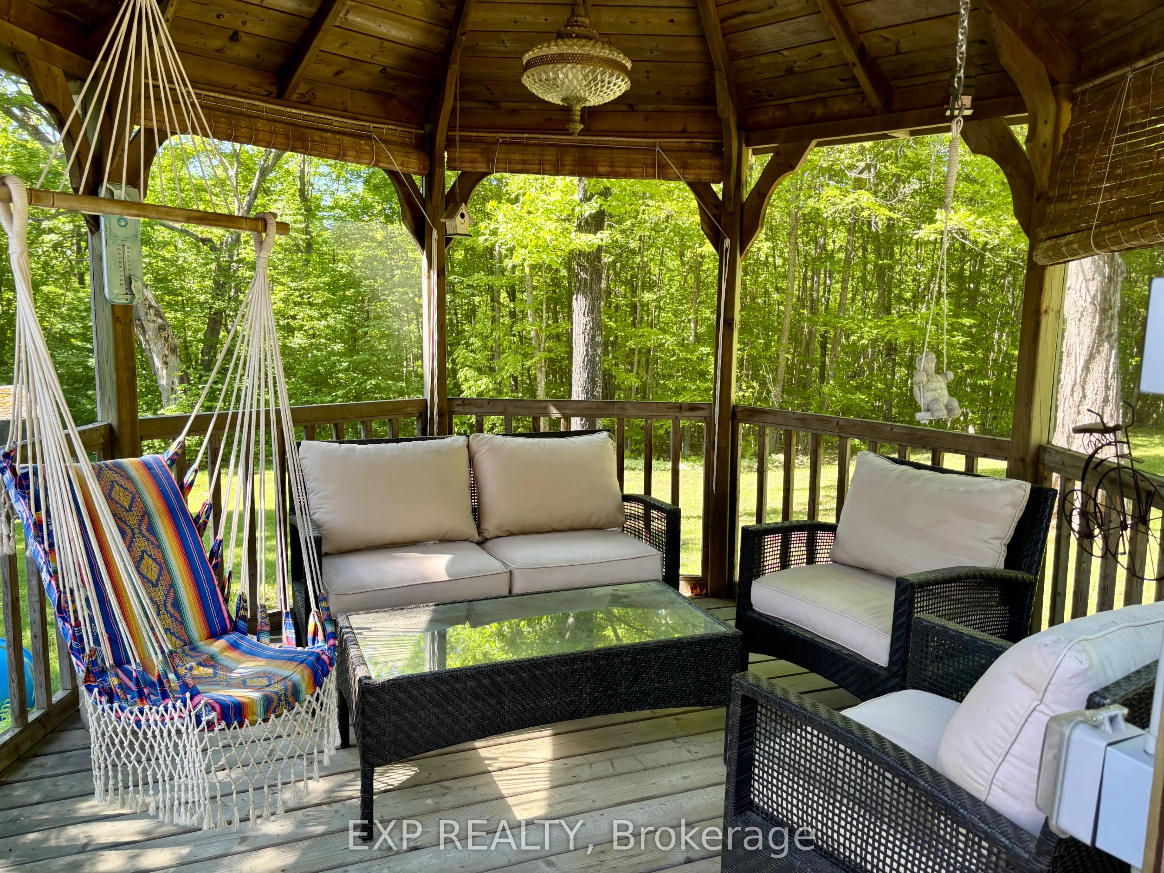 499 Centreview Road