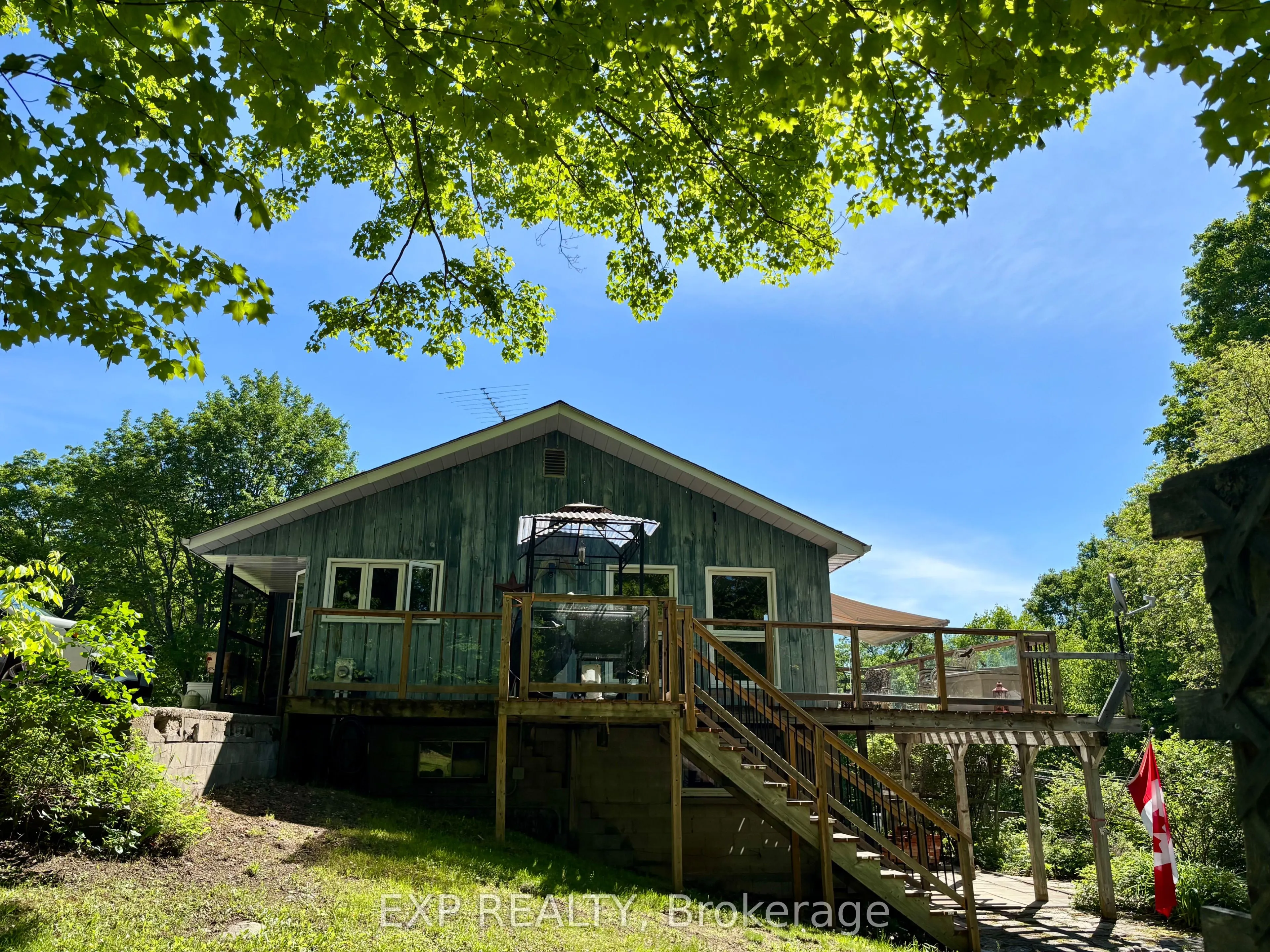 499 Centreview Road