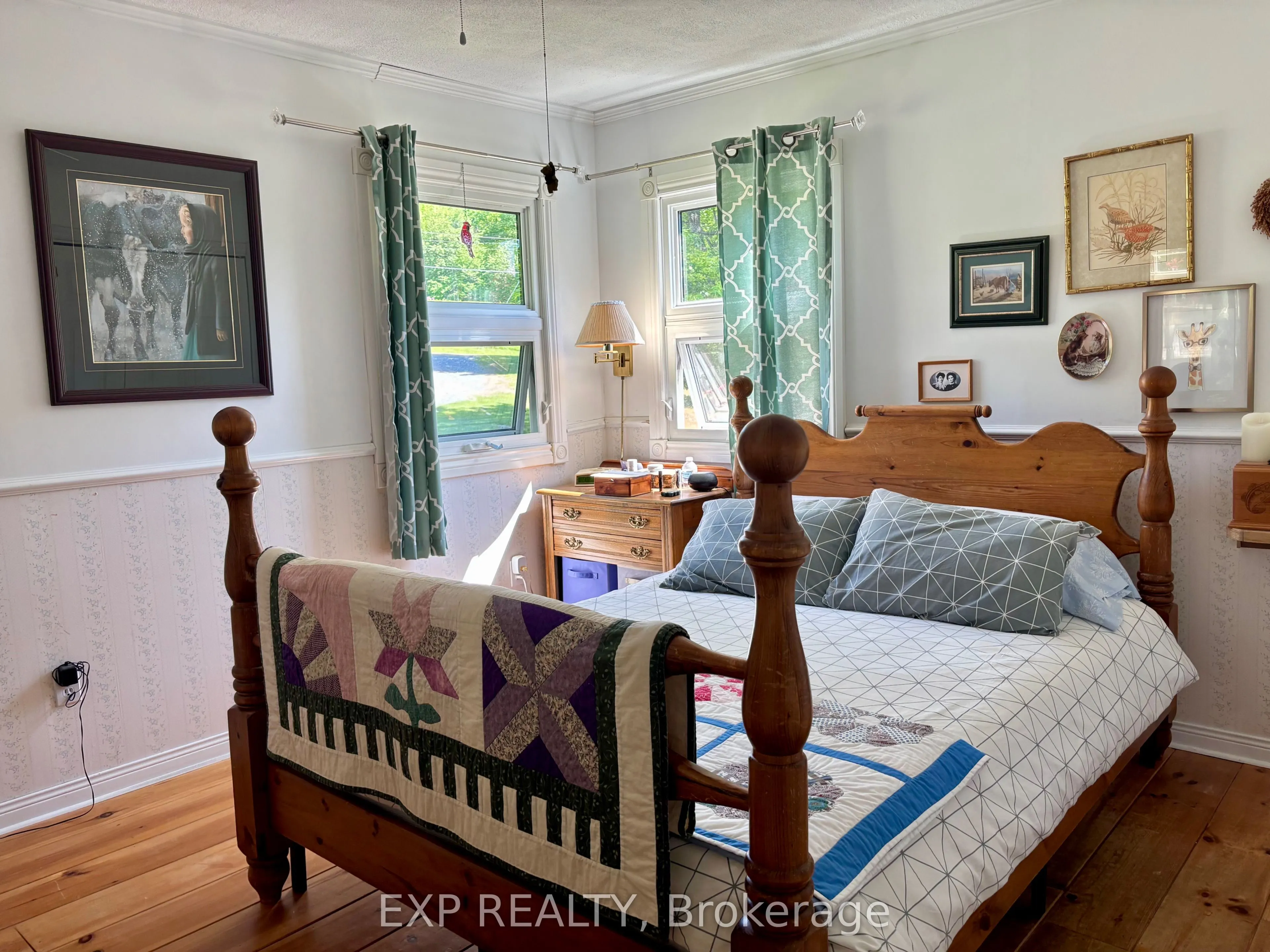 499 Centreview Road