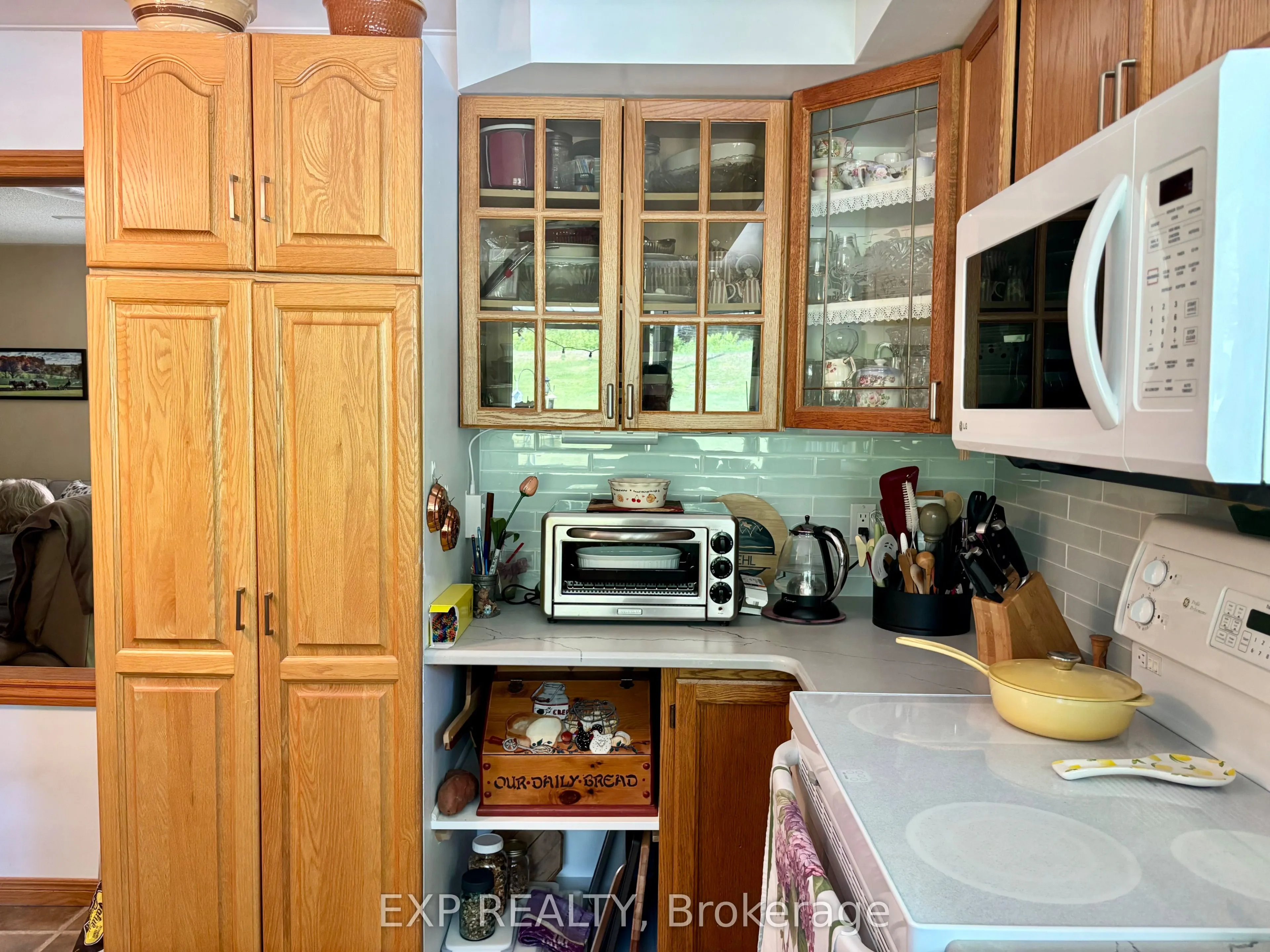 499 Centreview Road