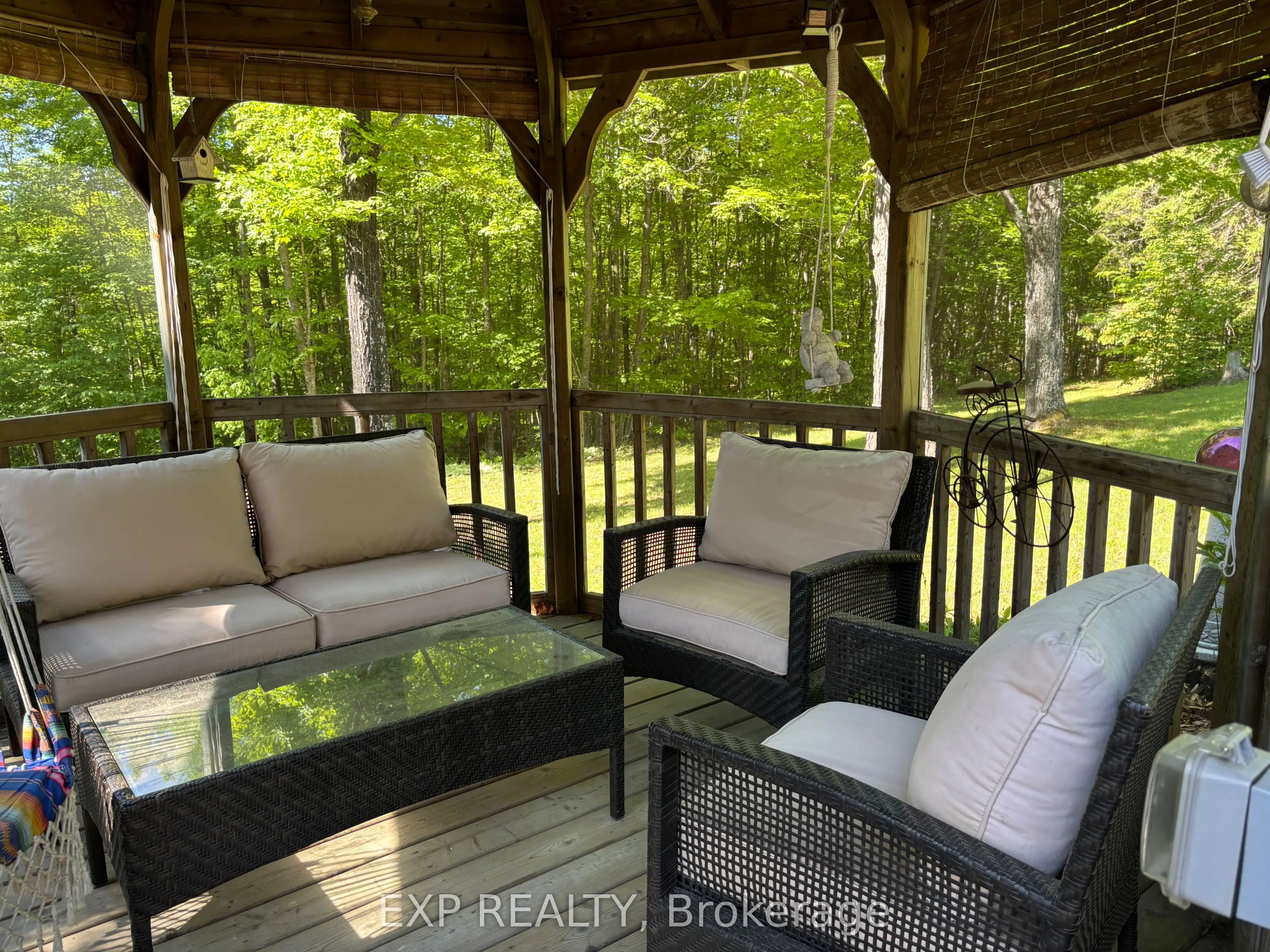 499 Centreview Road