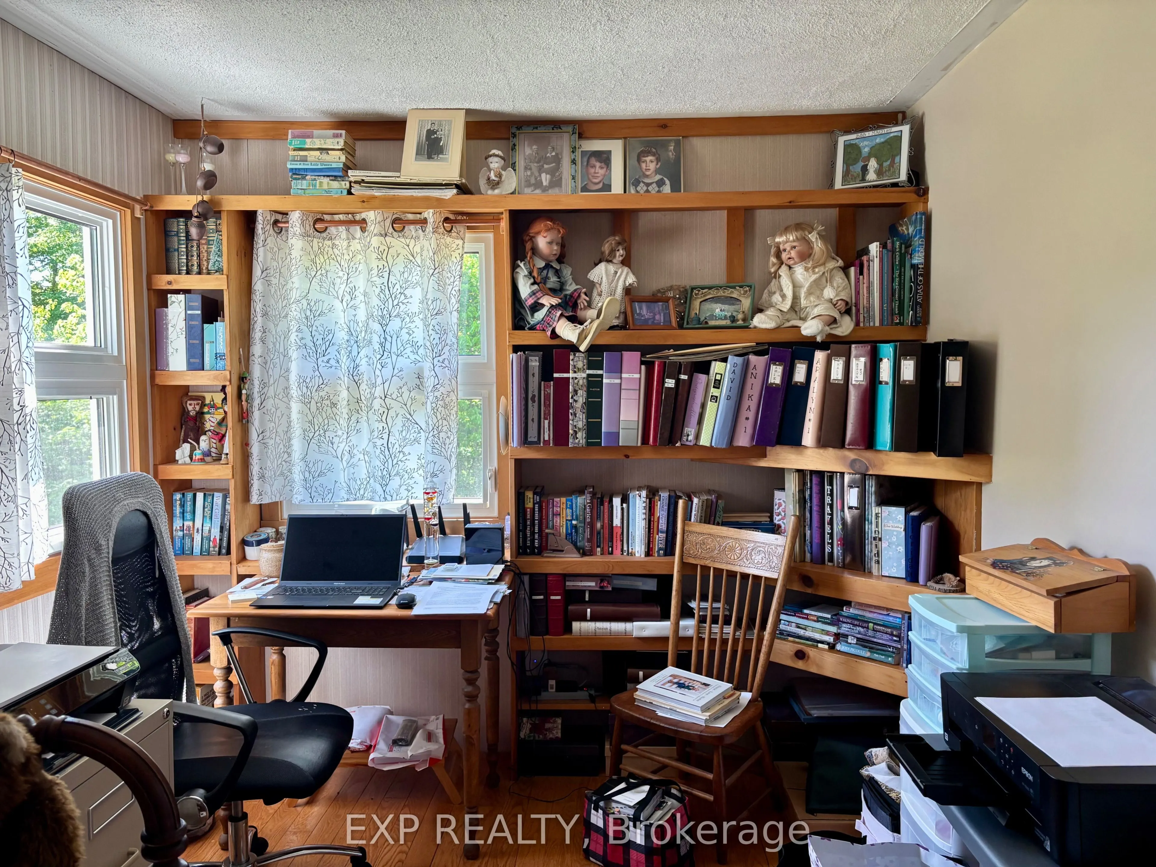 499 Centreview Road