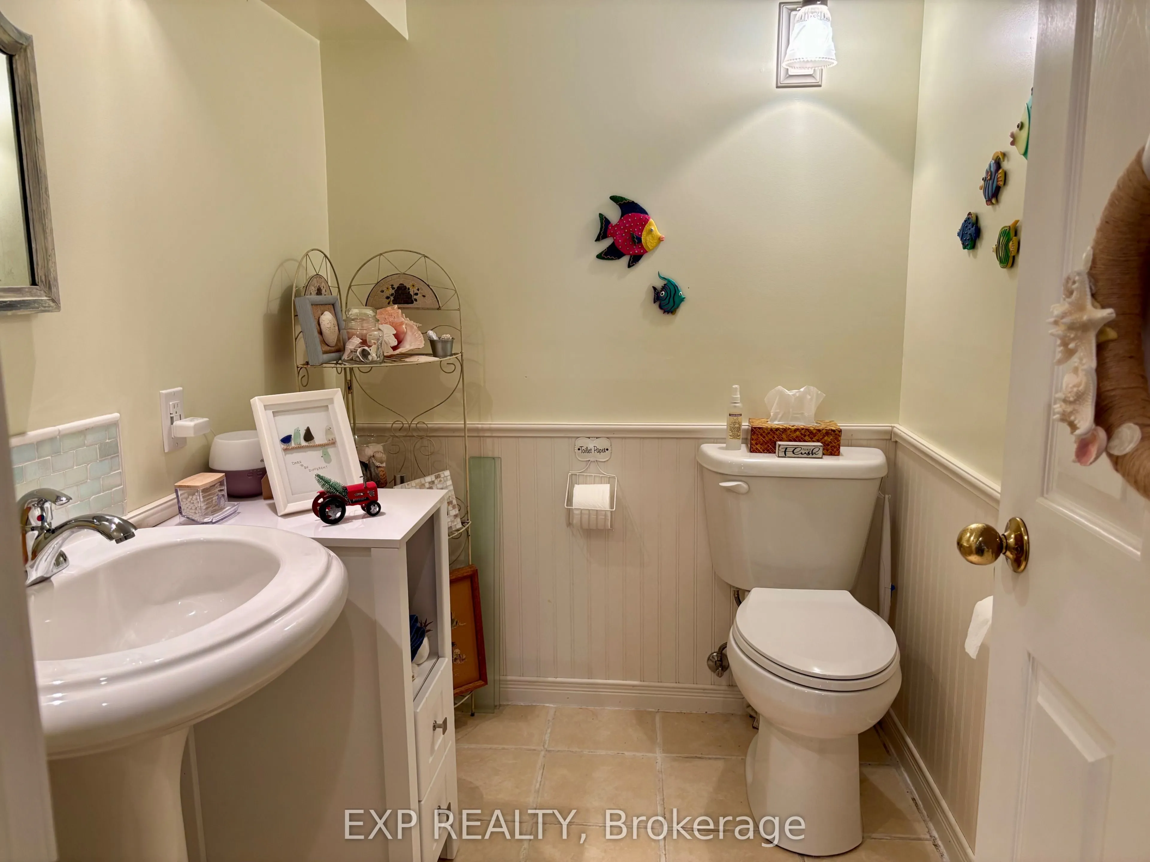 499 Centreview Road