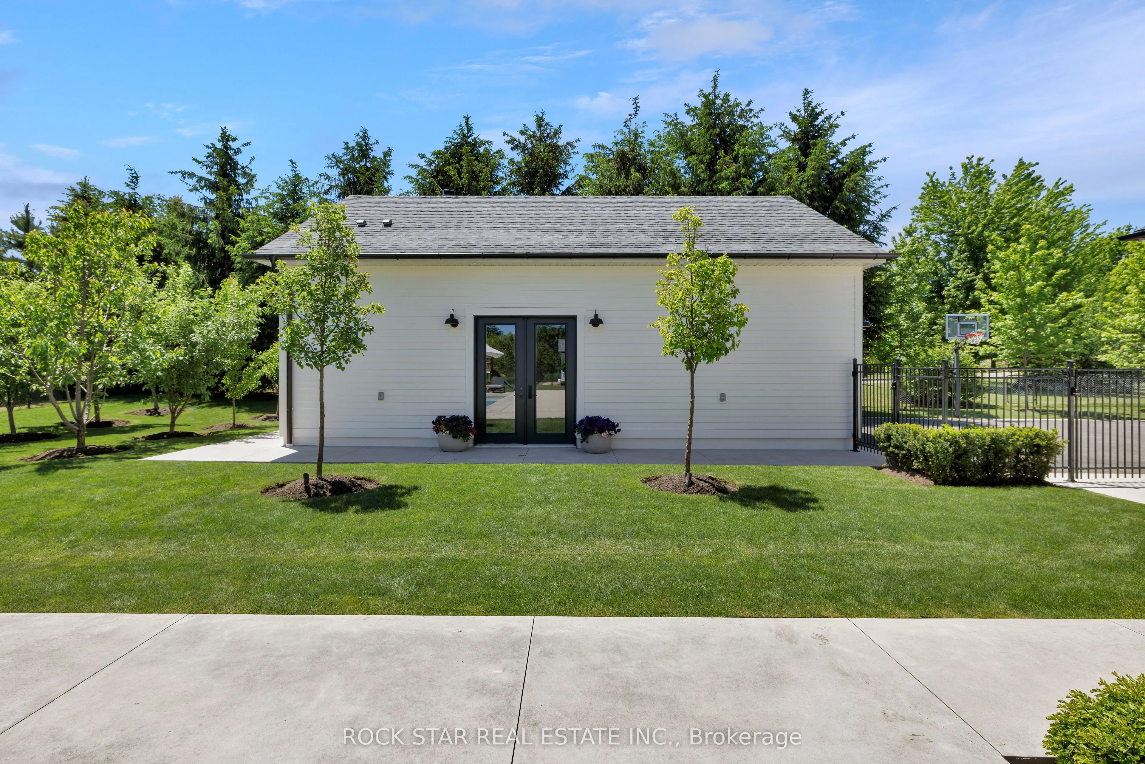 9275 Wellington Rd 50