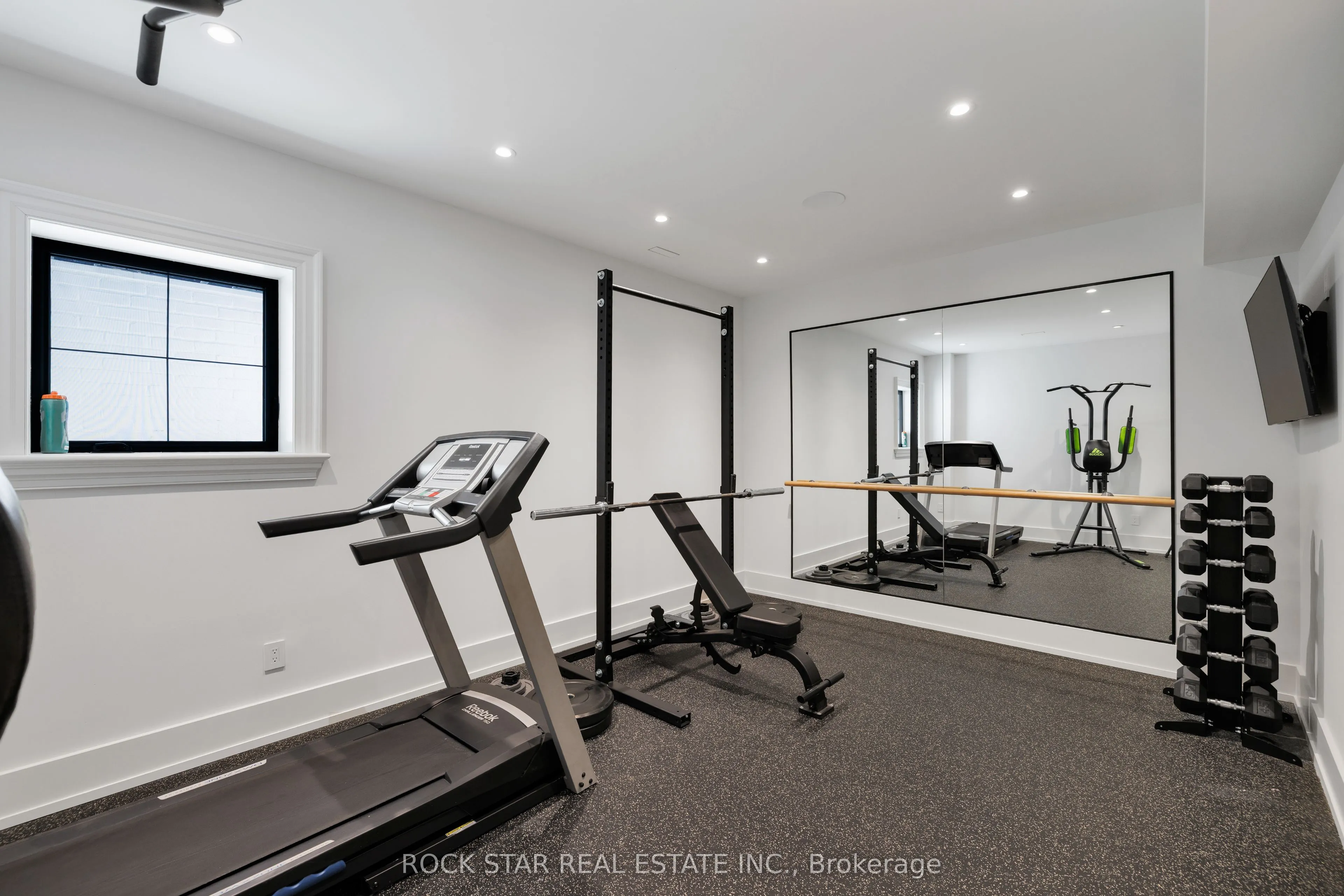 9275 Wellington Rd 50