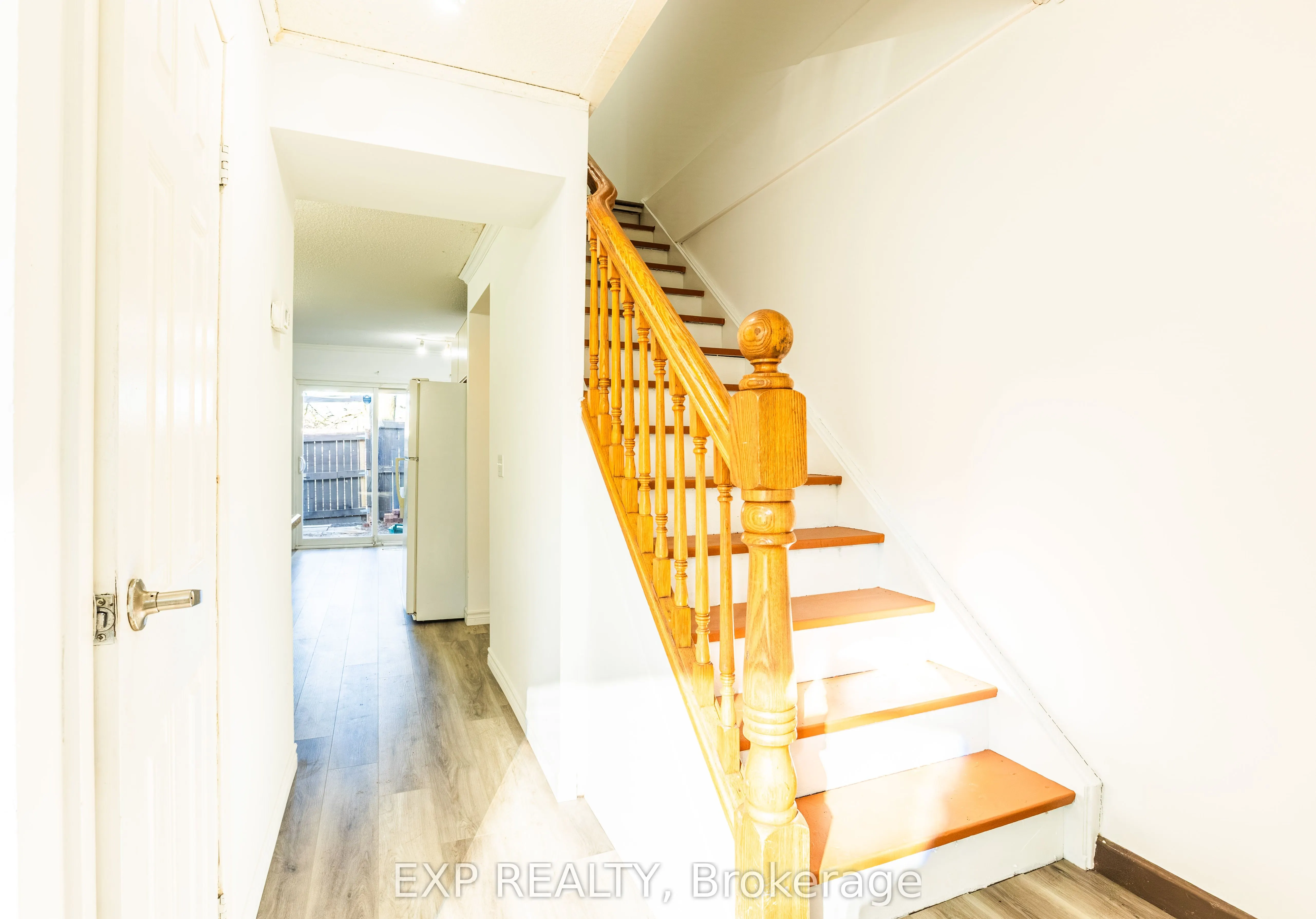 121 University Avenue E #102