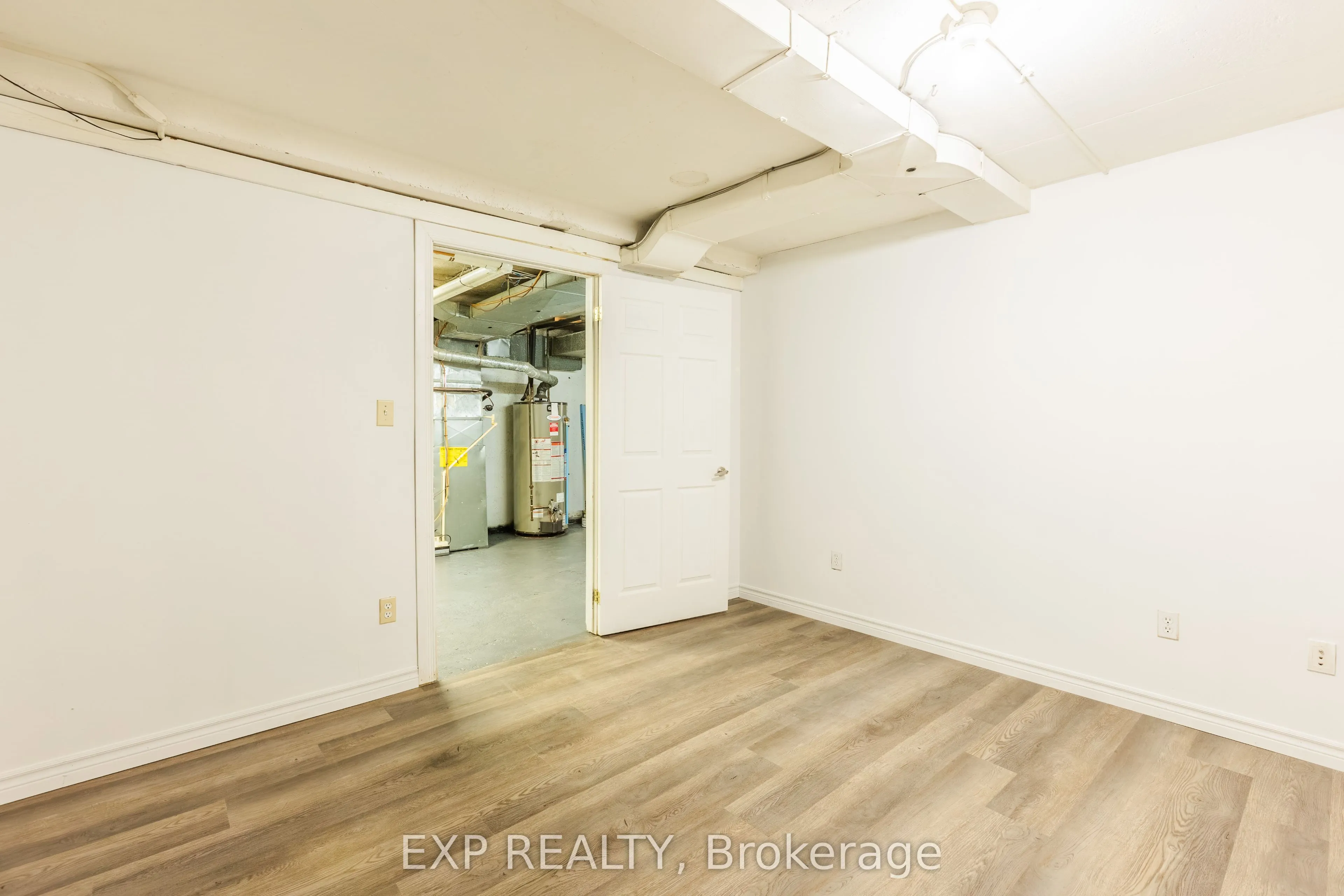 121 University Avenue E #102