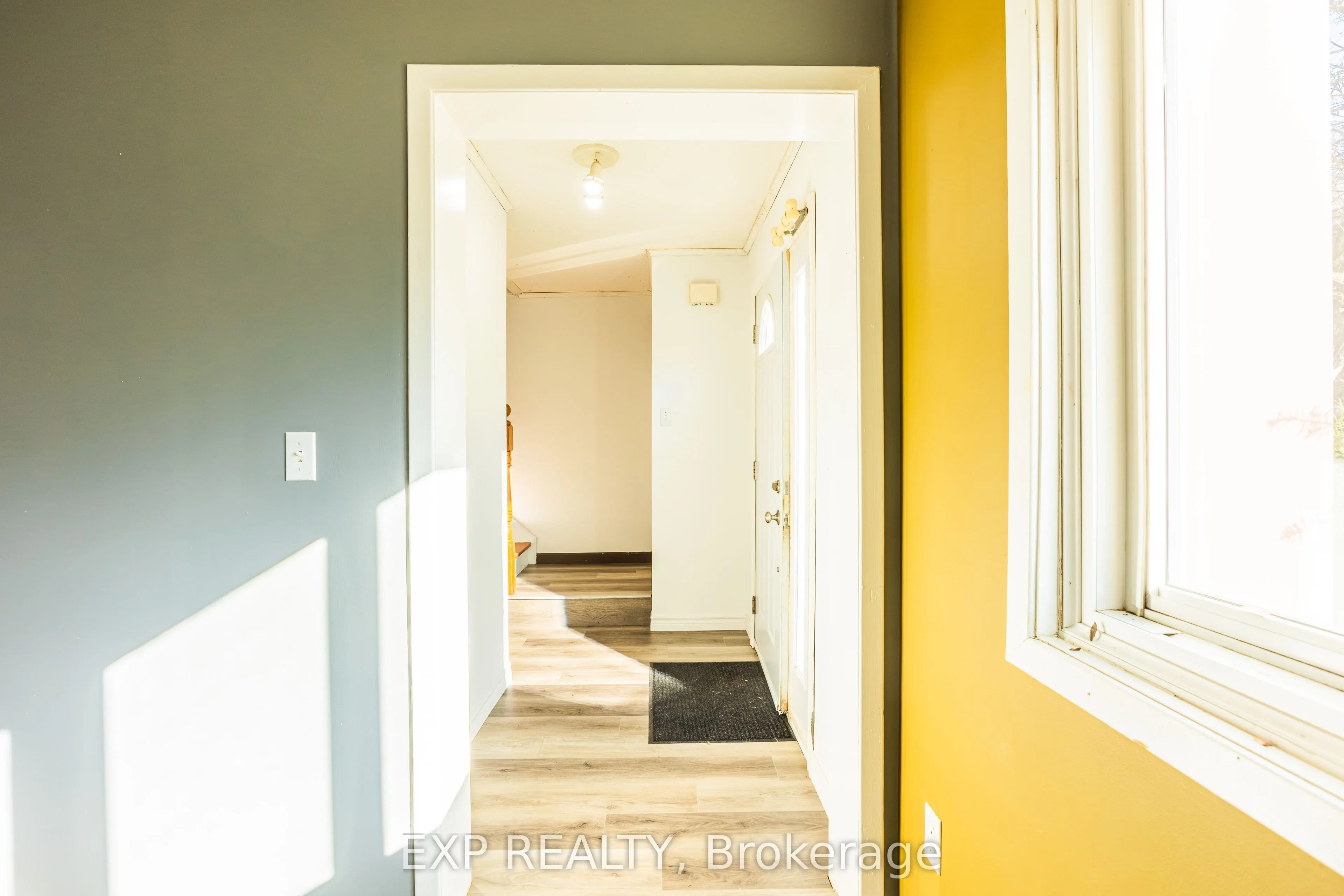 121 University Avenue E #102