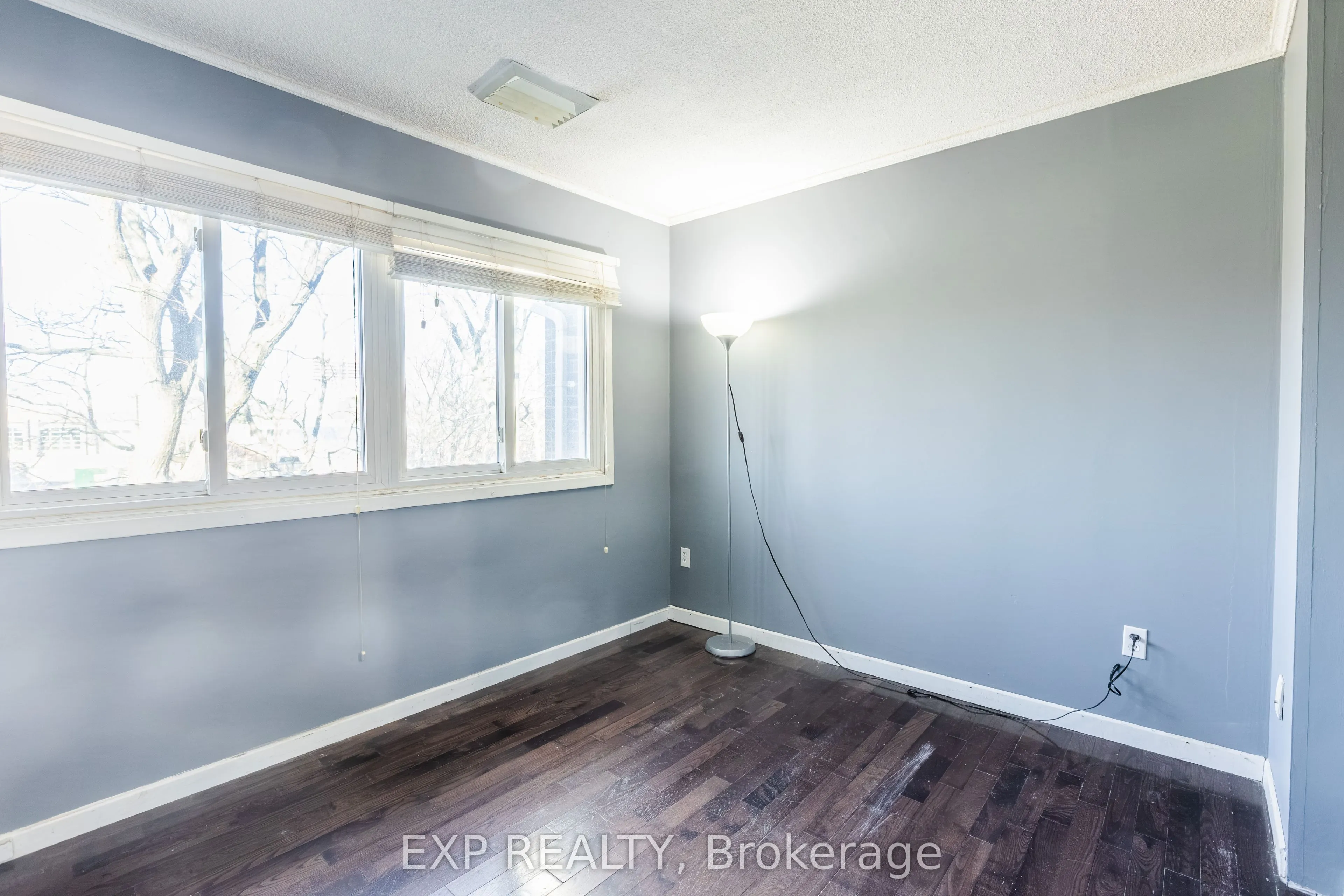 121 University Avenue E #102