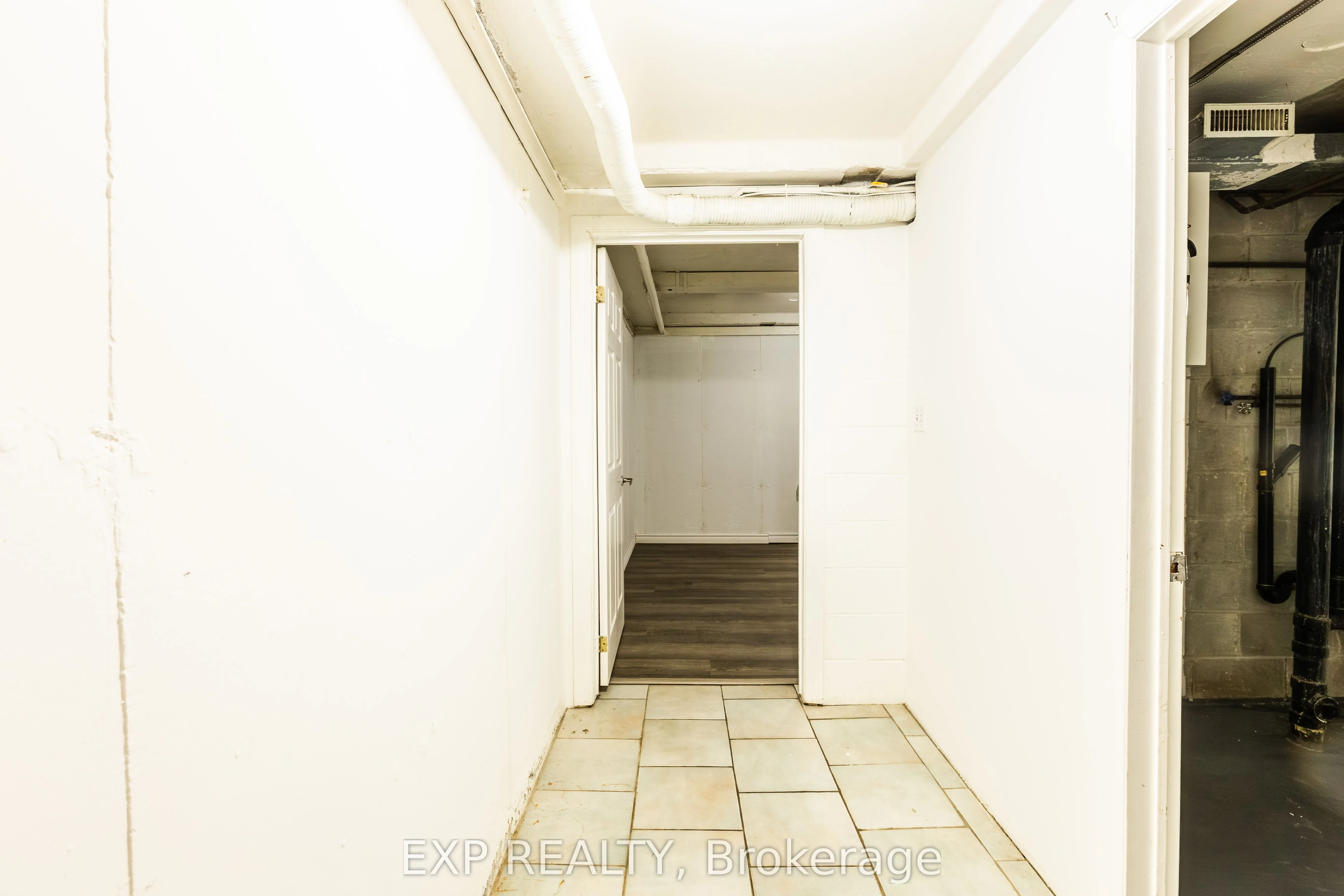 121 University Avenue E #102