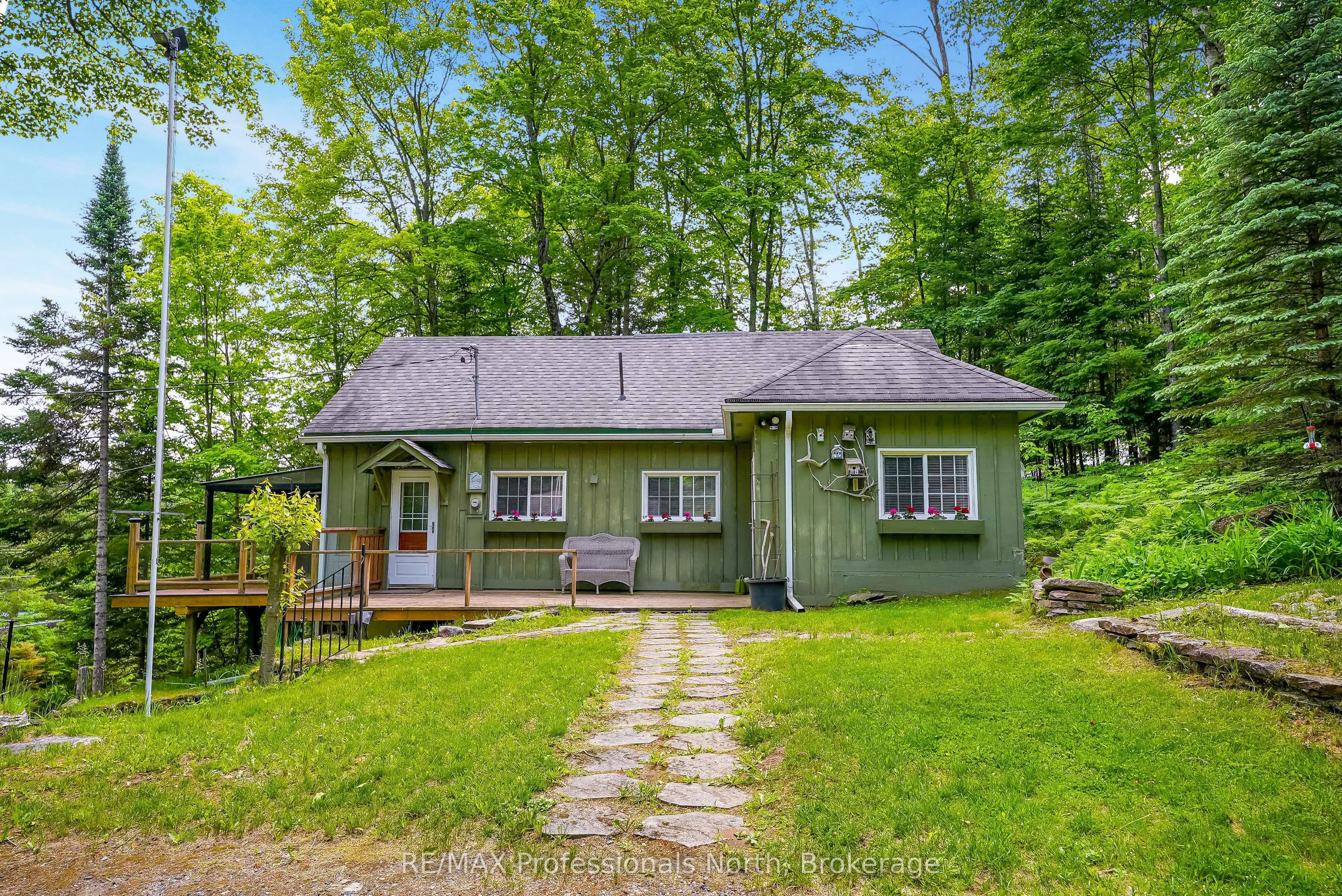 1214 Kashagawigamog Lake Road