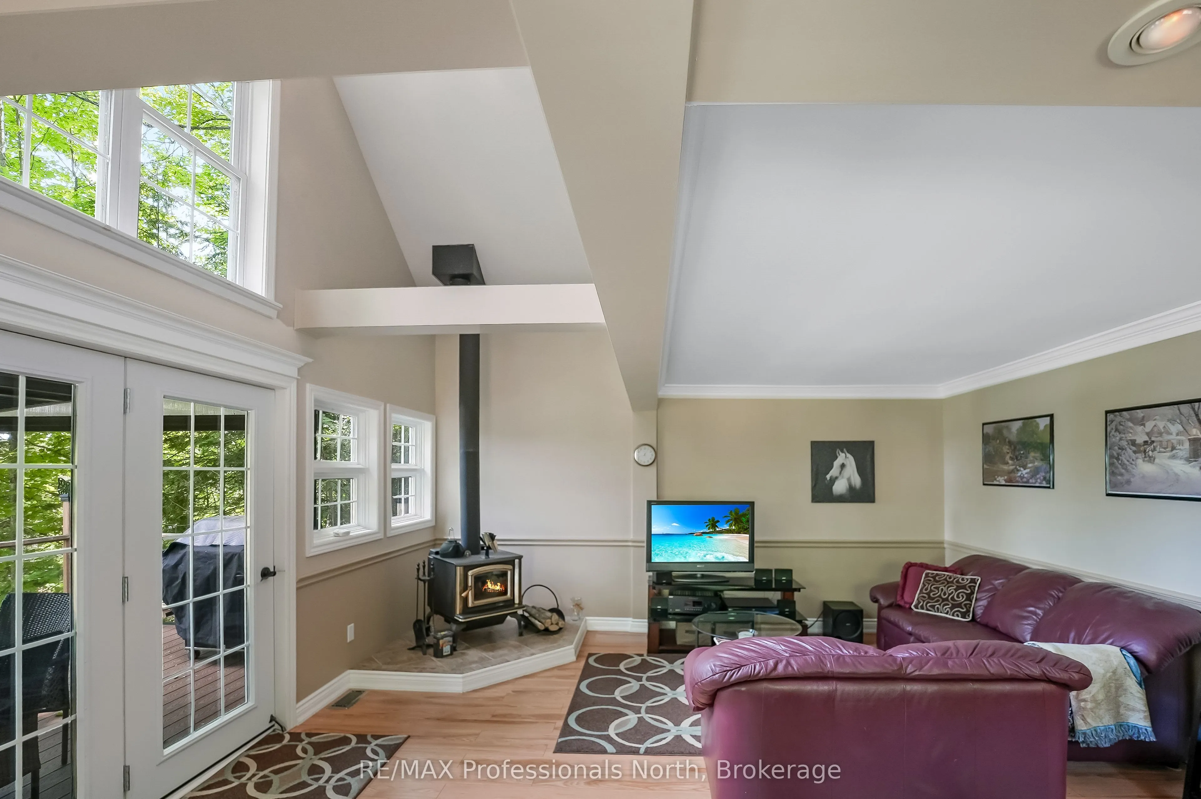 1214 Kashagawigamog Lake Road