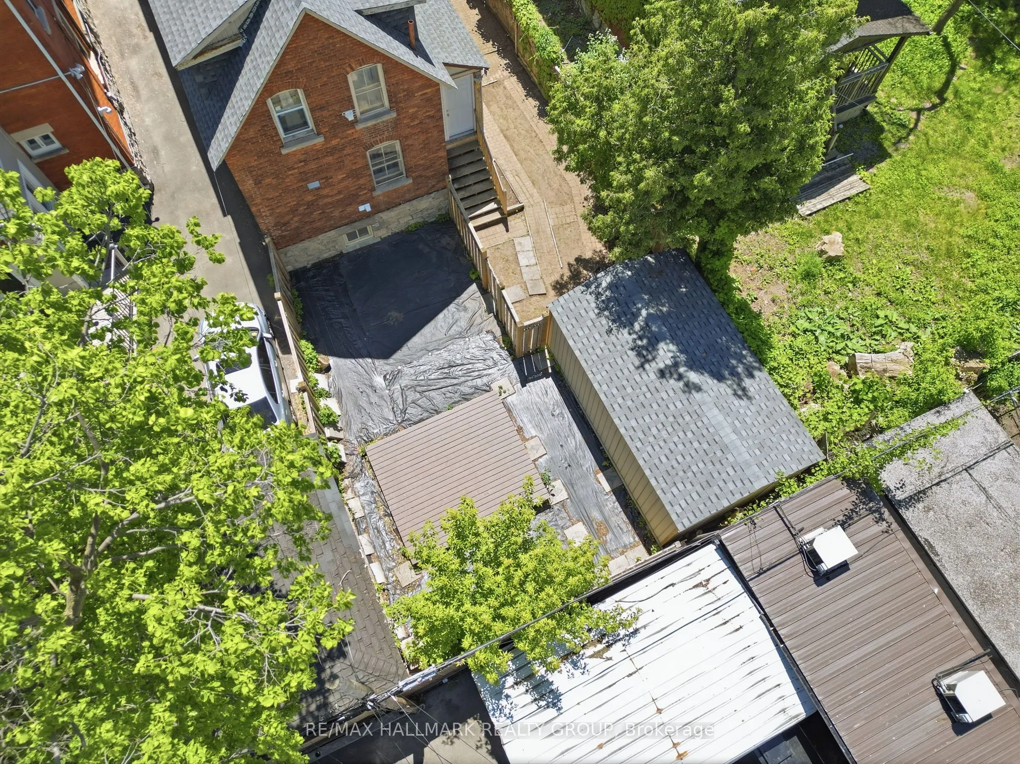 419 BESSERER Street