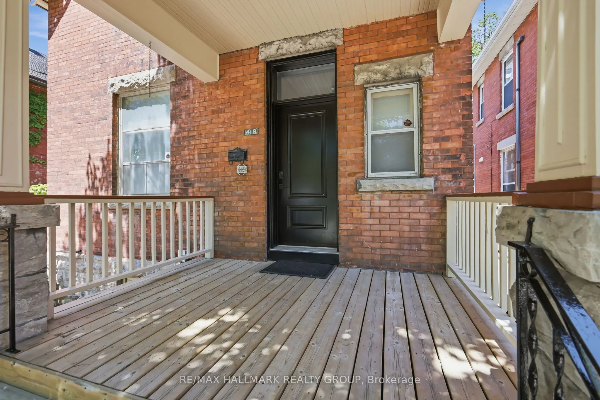 419 BESSERER Street