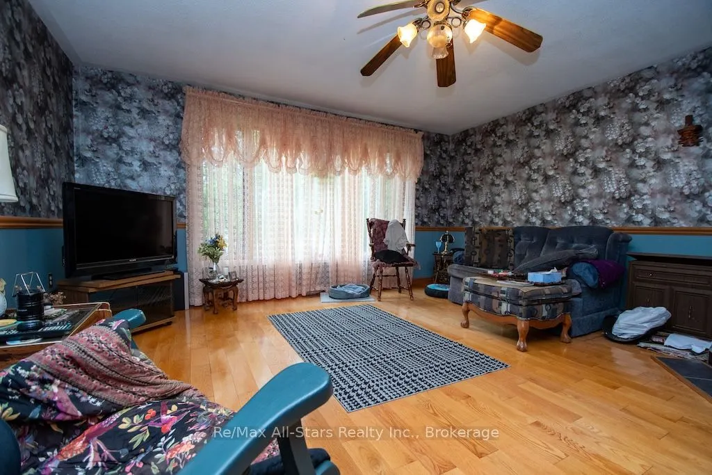 27 Aspen Drive