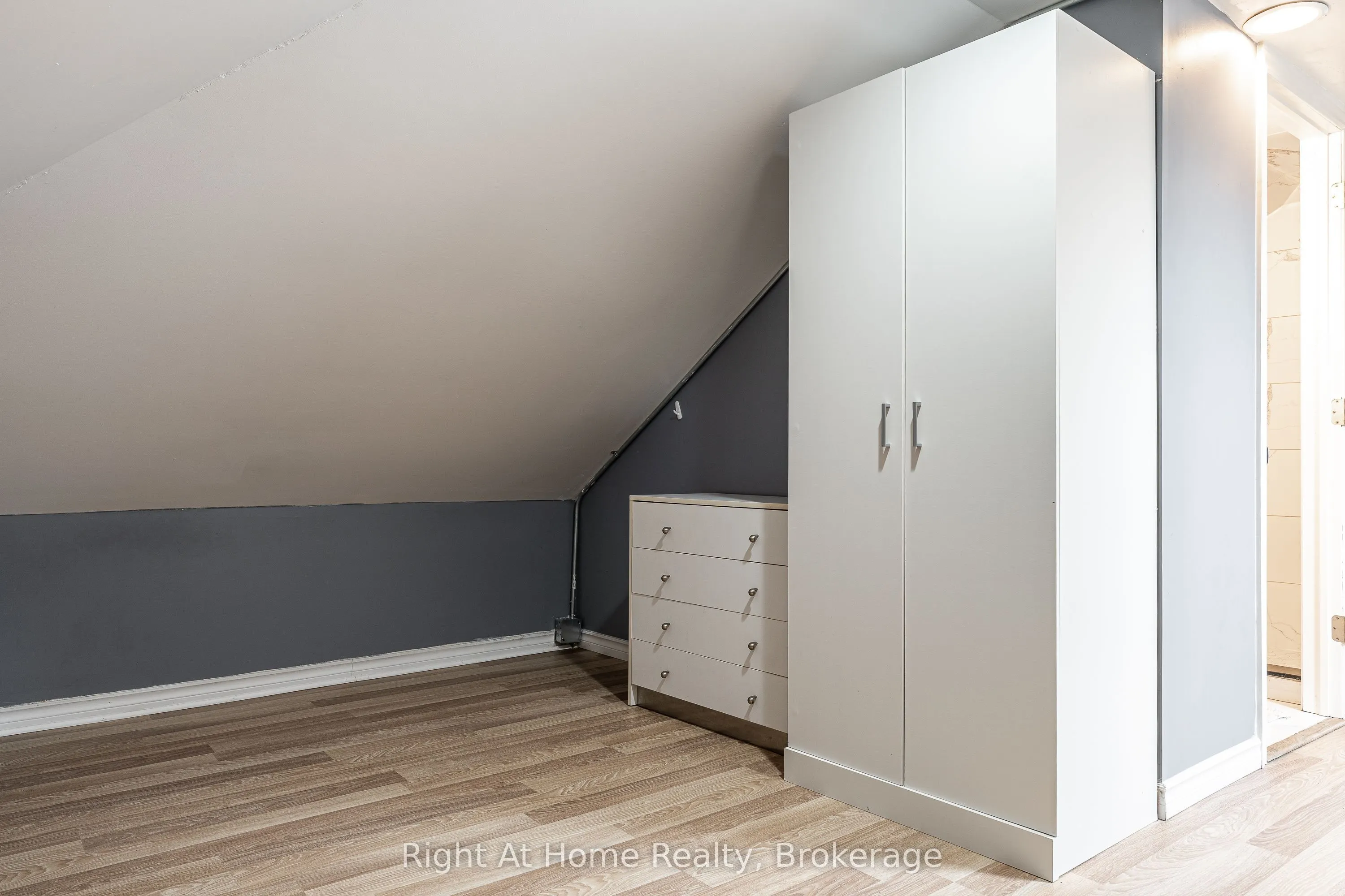 40 Douro Street