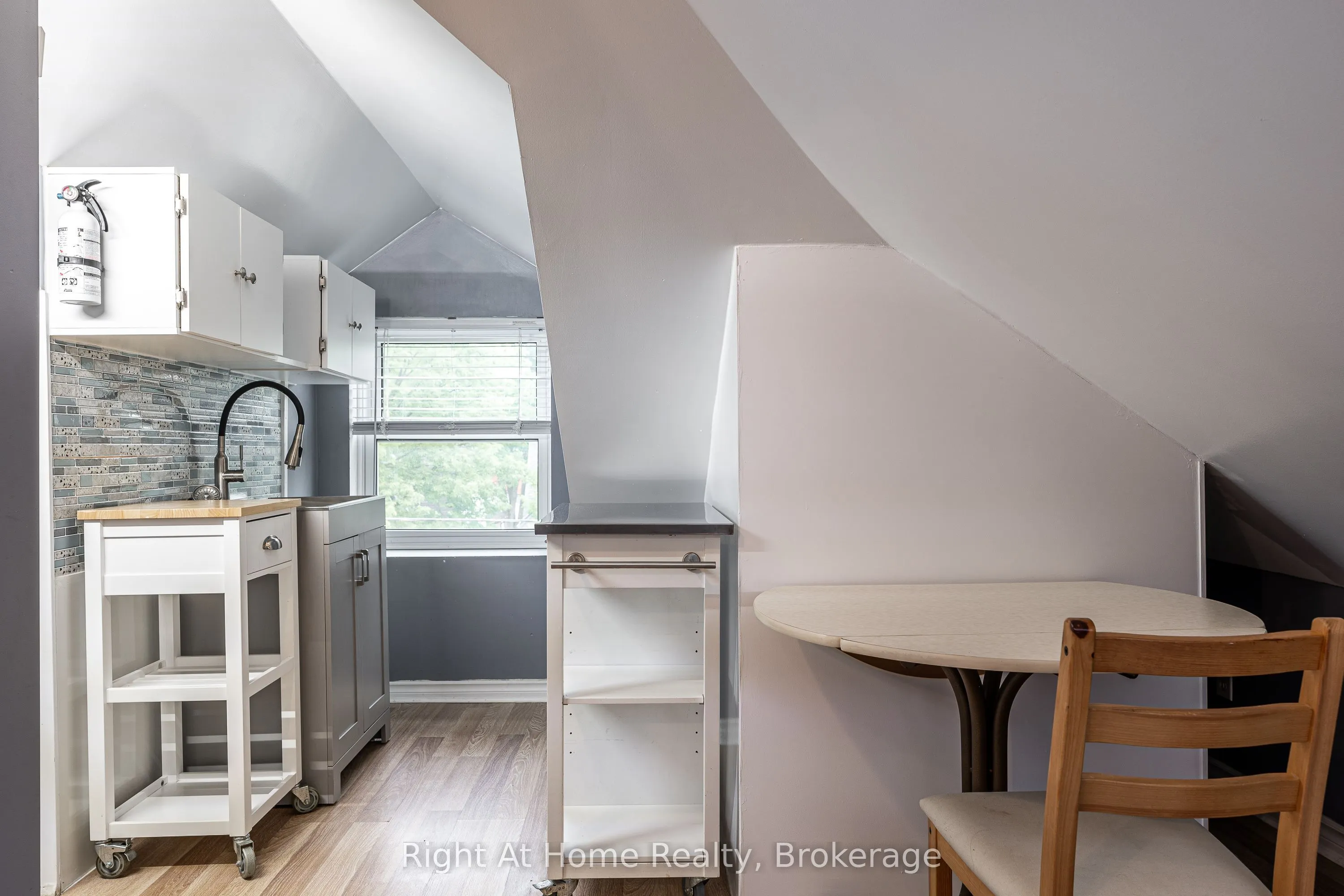40 Douro Street