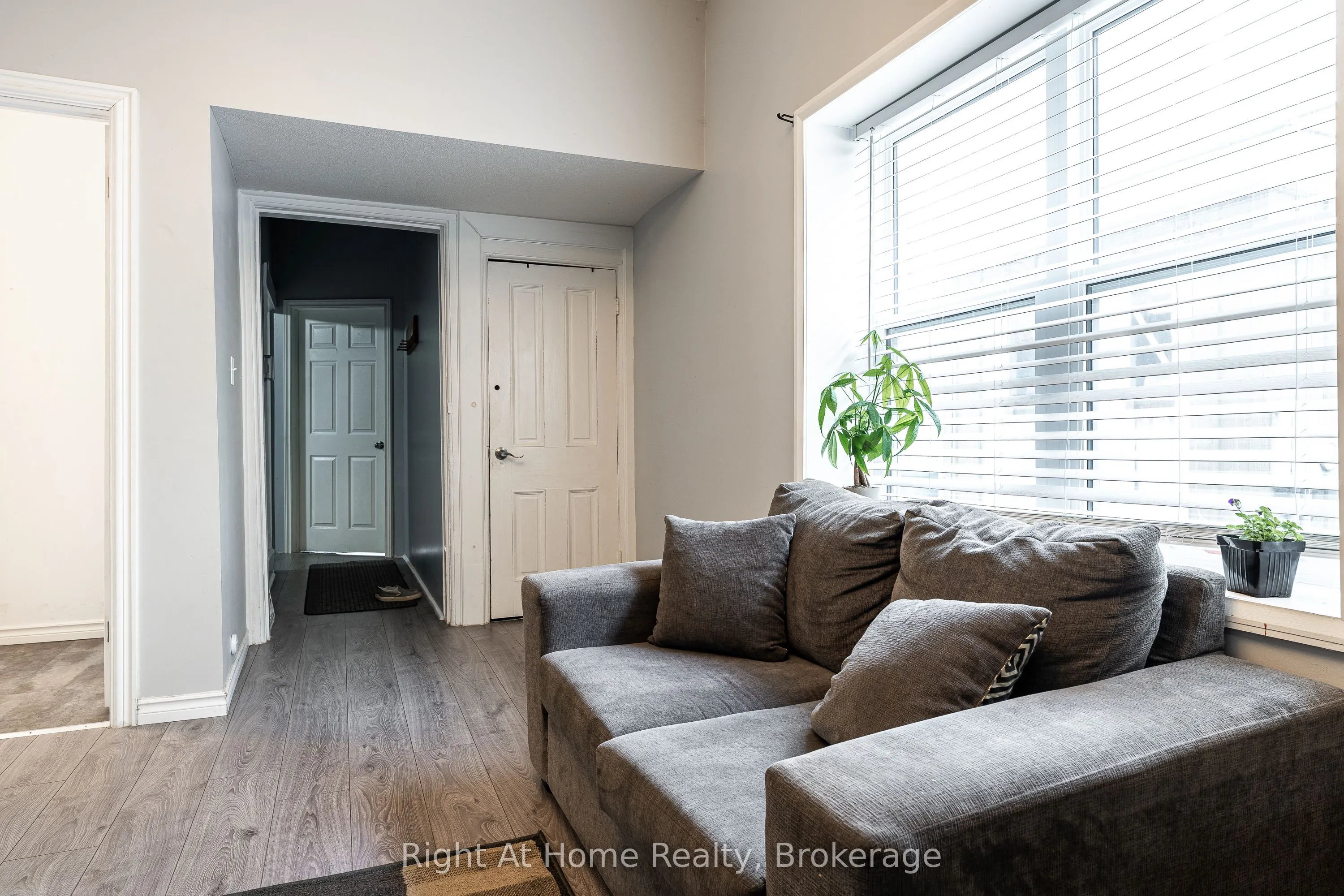 40 Douro Street