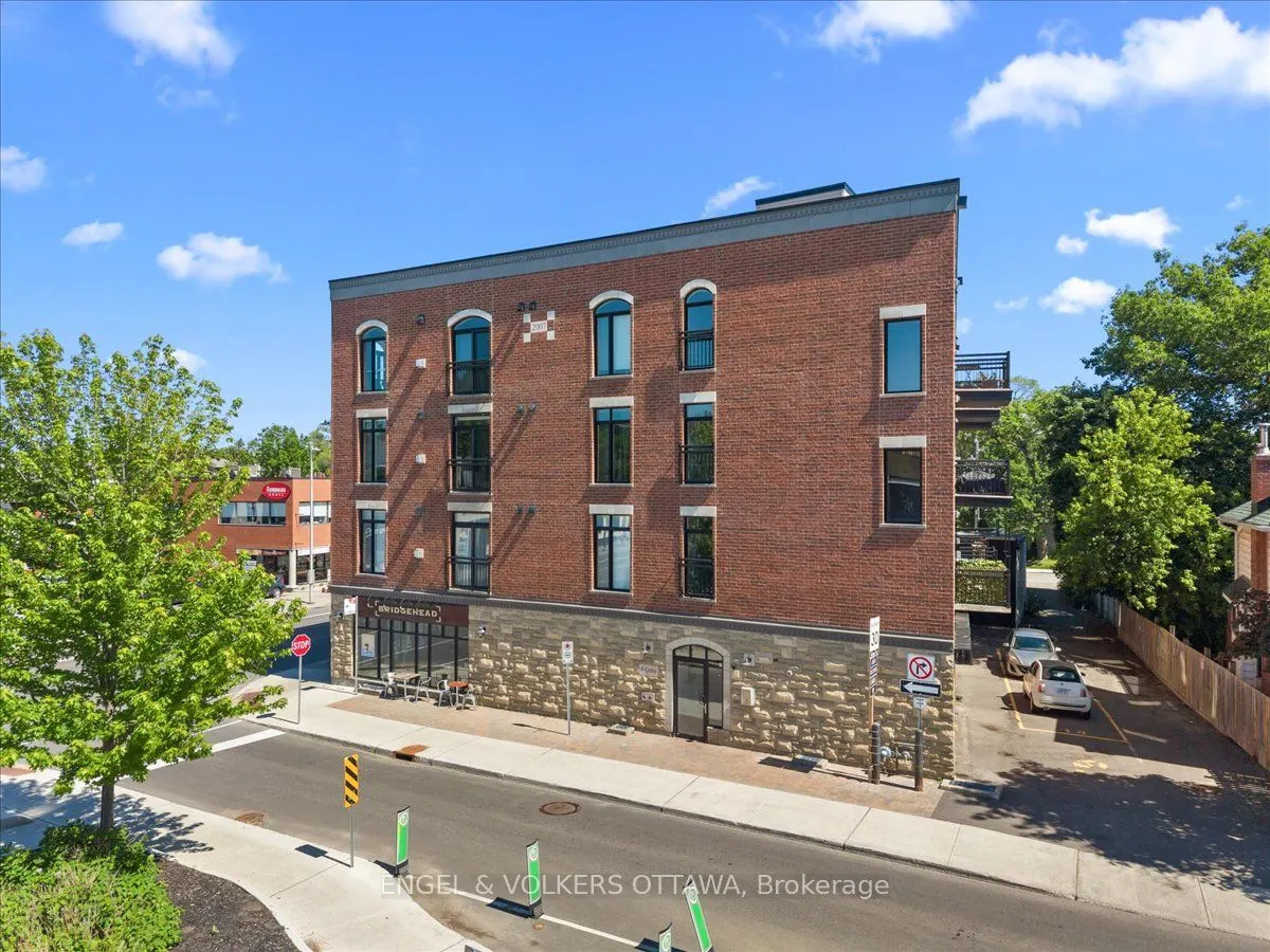 6 Grove Avenue #205