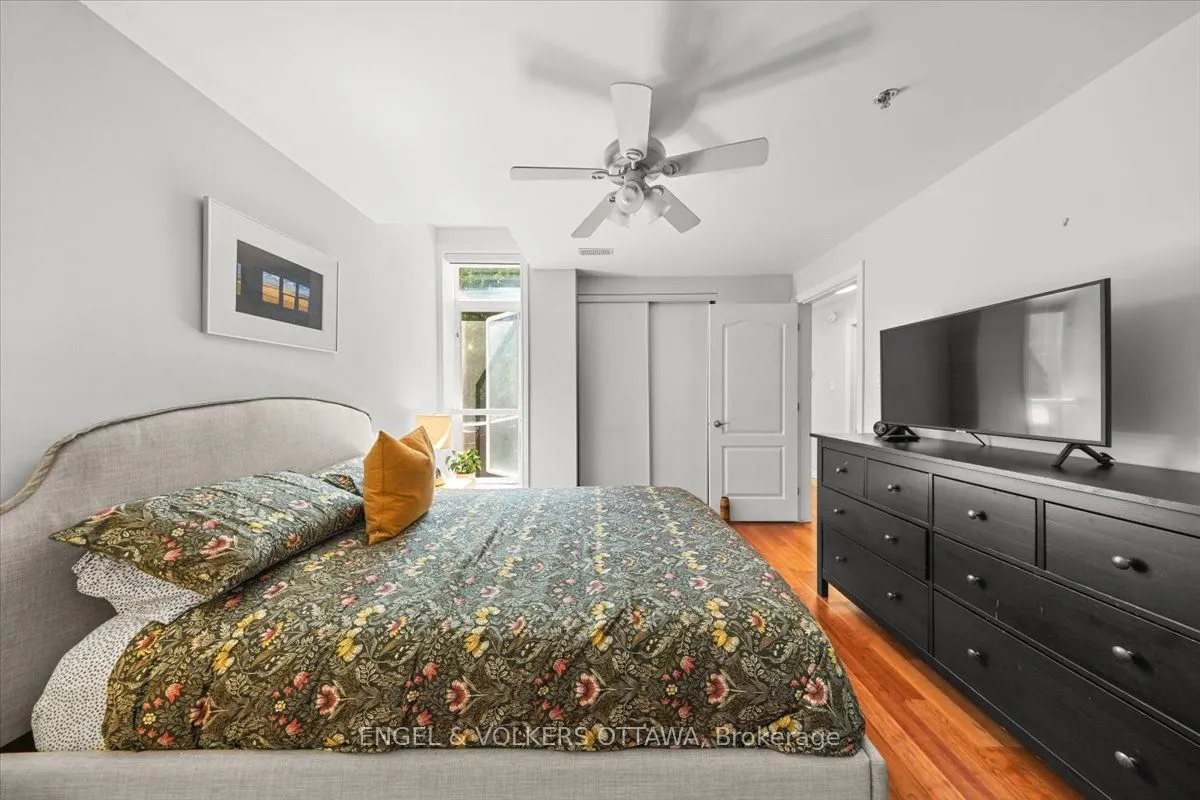 6 Grove Avenue #205