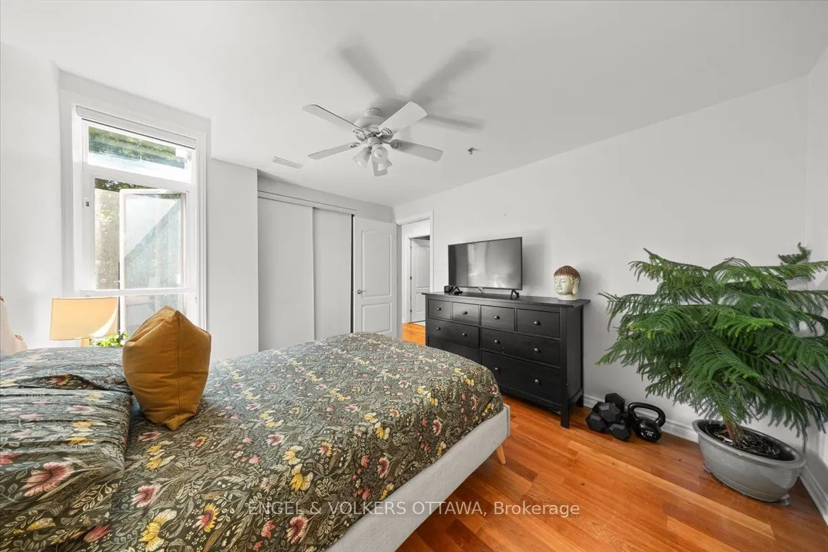 6 Grove Avenue #205