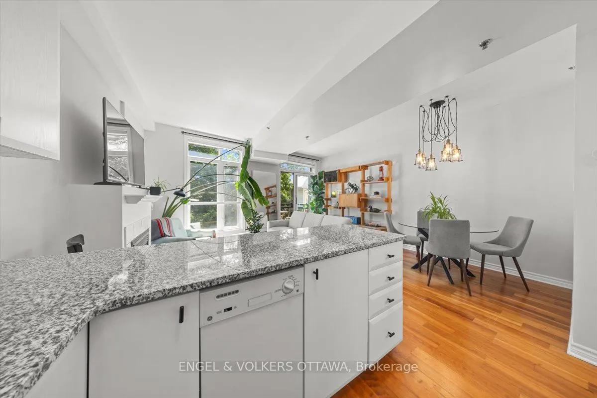 6 Grove Avenue #205