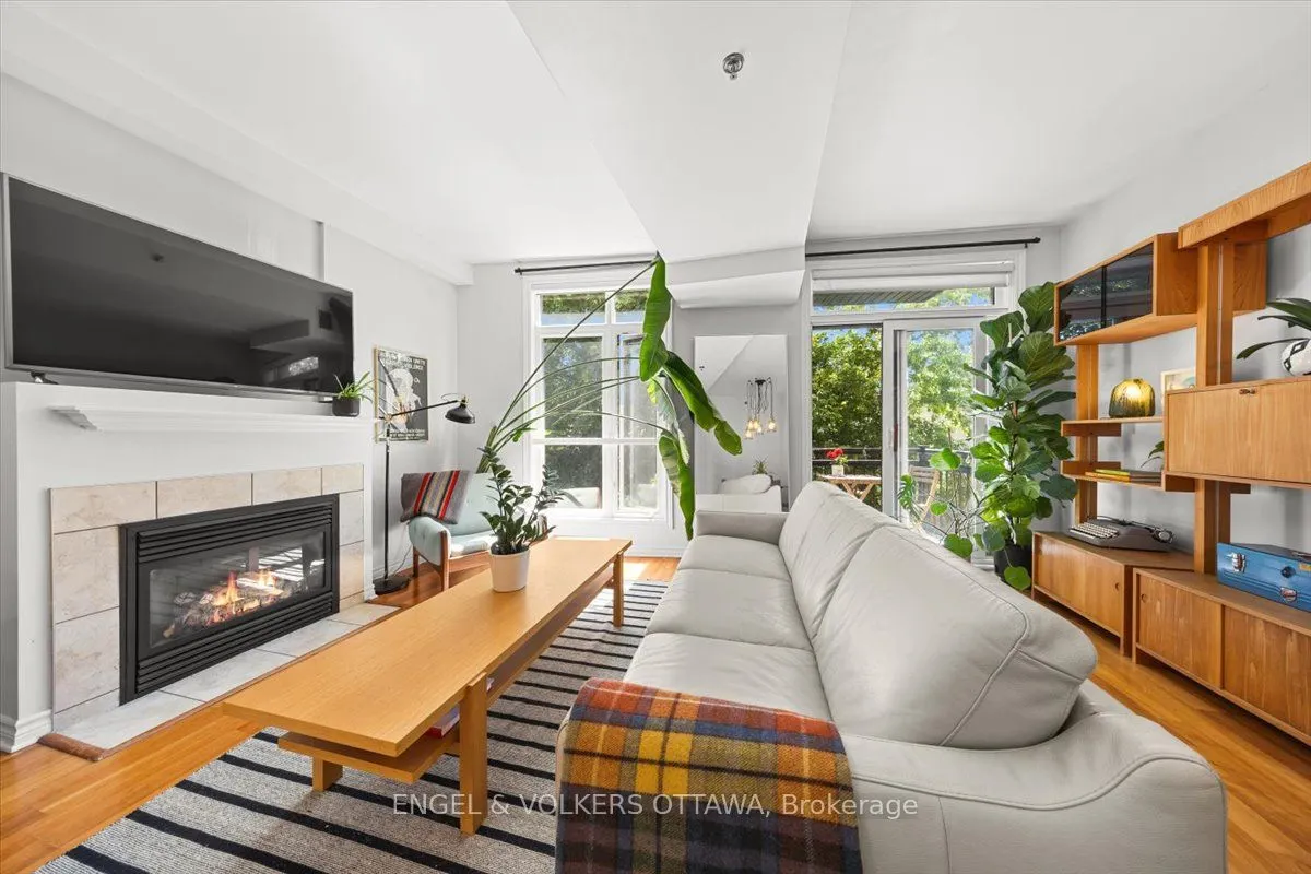 6 Grove Avenue #205