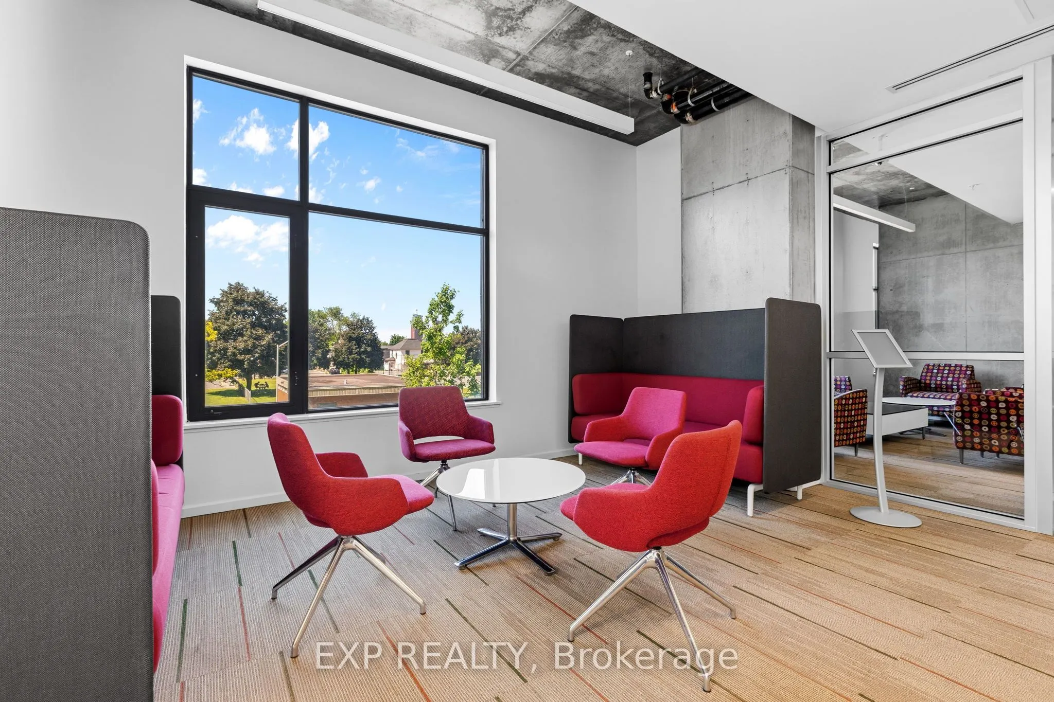 105 Champagne Avenue S #1009